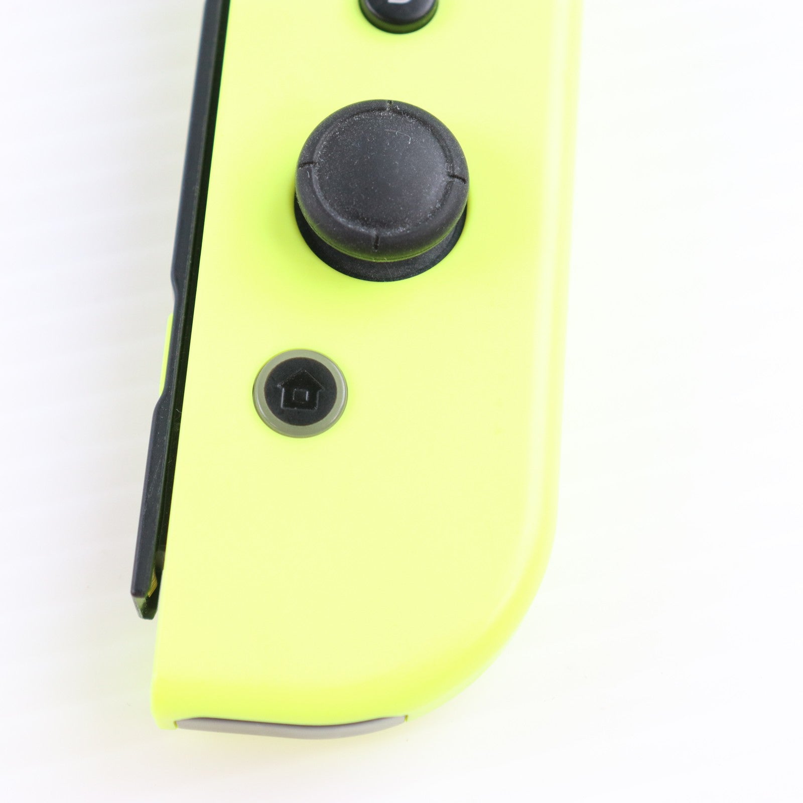 【中古即納】[ACC][Switch] マイニンテンドーストア限定 Joy-Con(R) ネオンイエロー(ジョイコンR ネオンイエロー) 任天堂(HAC-A-JRYAA)(20170616)