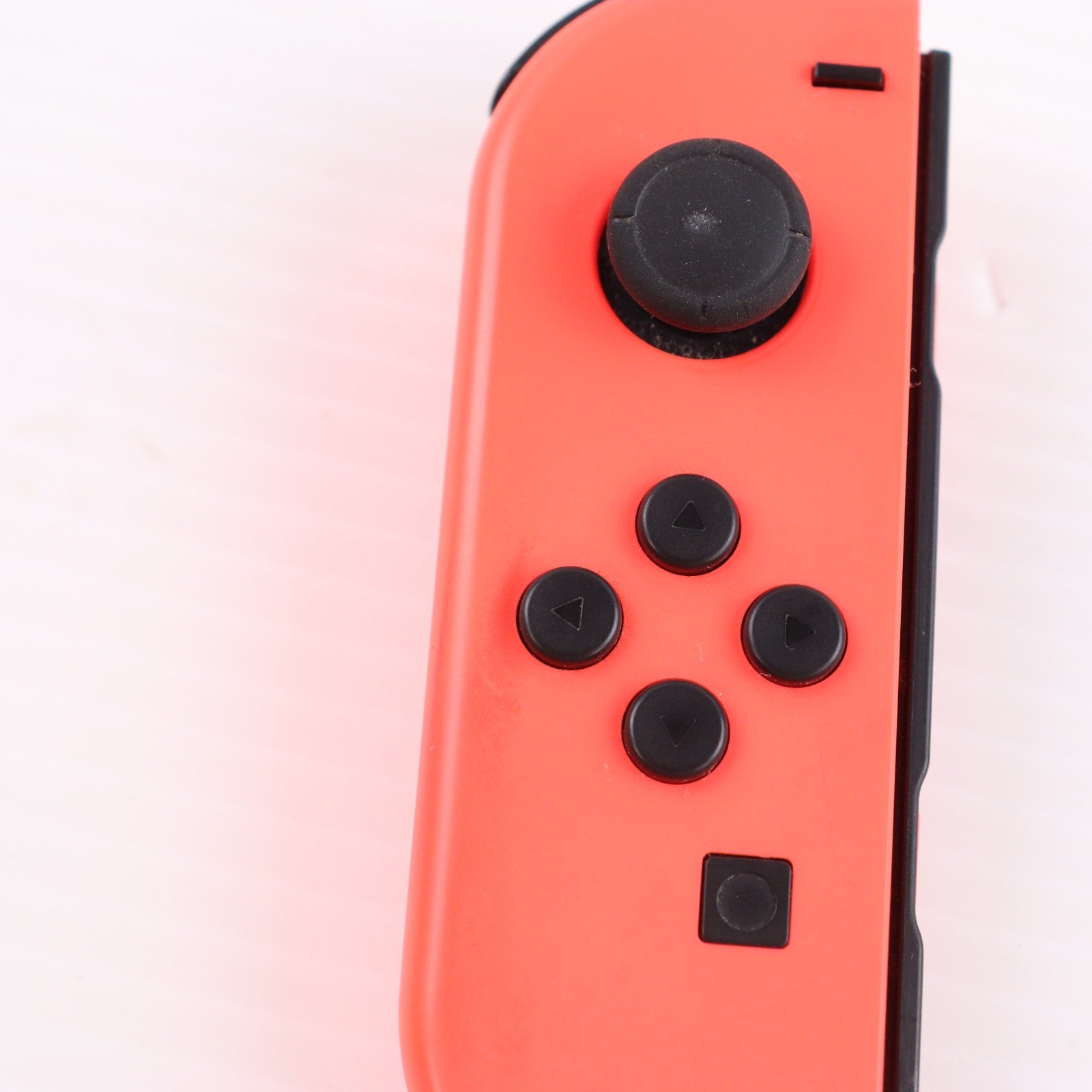 【中古即納】[ACC][Switch] Joy-Con(L) ネオンレッド(ジョイコンL ネオンレッド) 任天堂(HAC-A-JLPAA)(20201106)