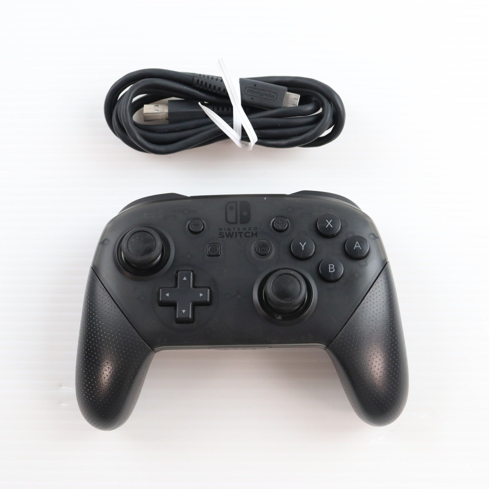 【中古即納】[ACC][Switch] Nintendo Switch Proコントローラー(ニンテンドースイッチ プロコントローラー) 任天堂(HAC-A-FSSKA)(20170303)