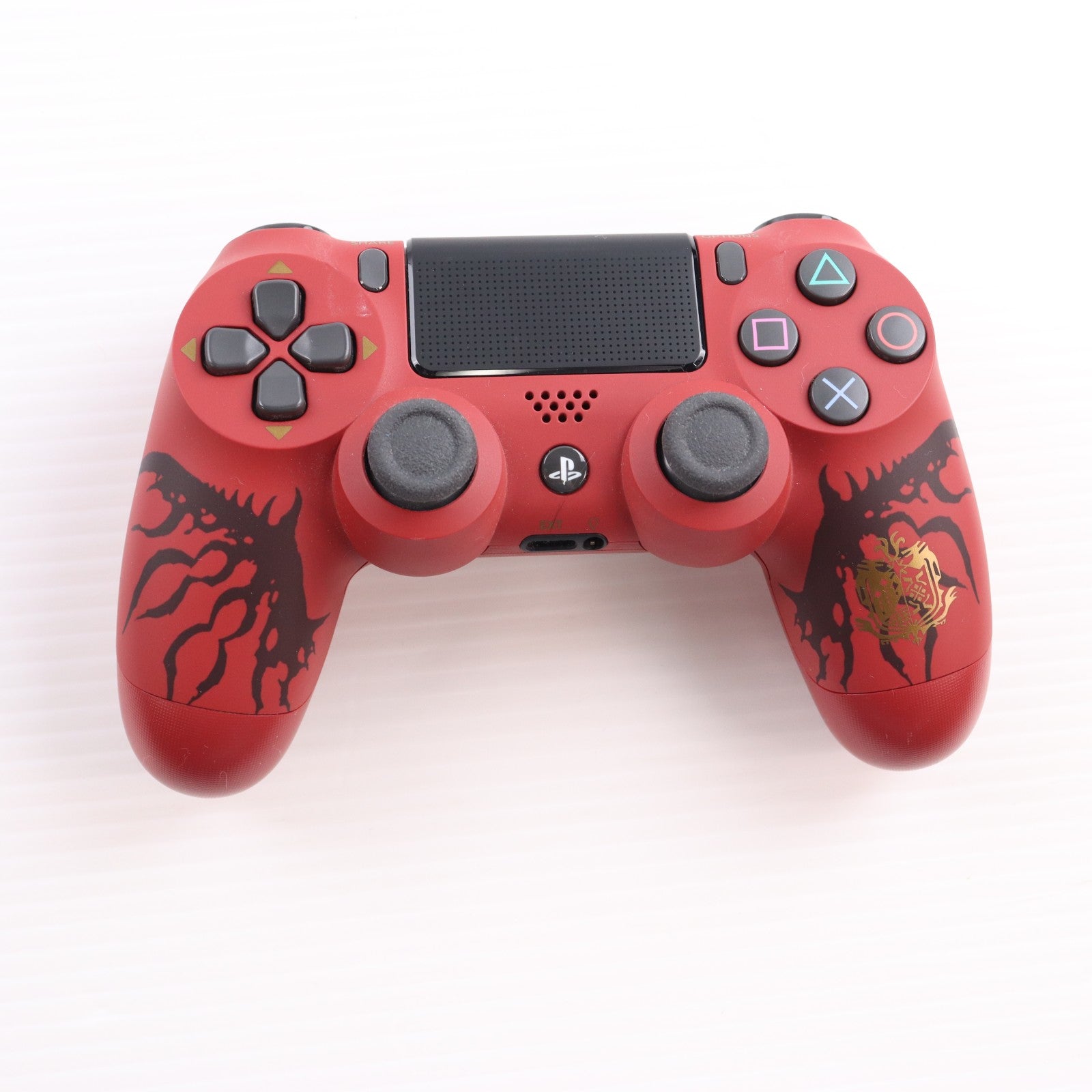 【中古即納】[ACC][PS4] ワイヤレスコントローラー デュアルショック4 MONSTER HUNTER: WORLD LIOLAEUS EDITION(モンスターハンター:ワールド リオレウスエディション) SIE(CUHJ-15008)(20180126)