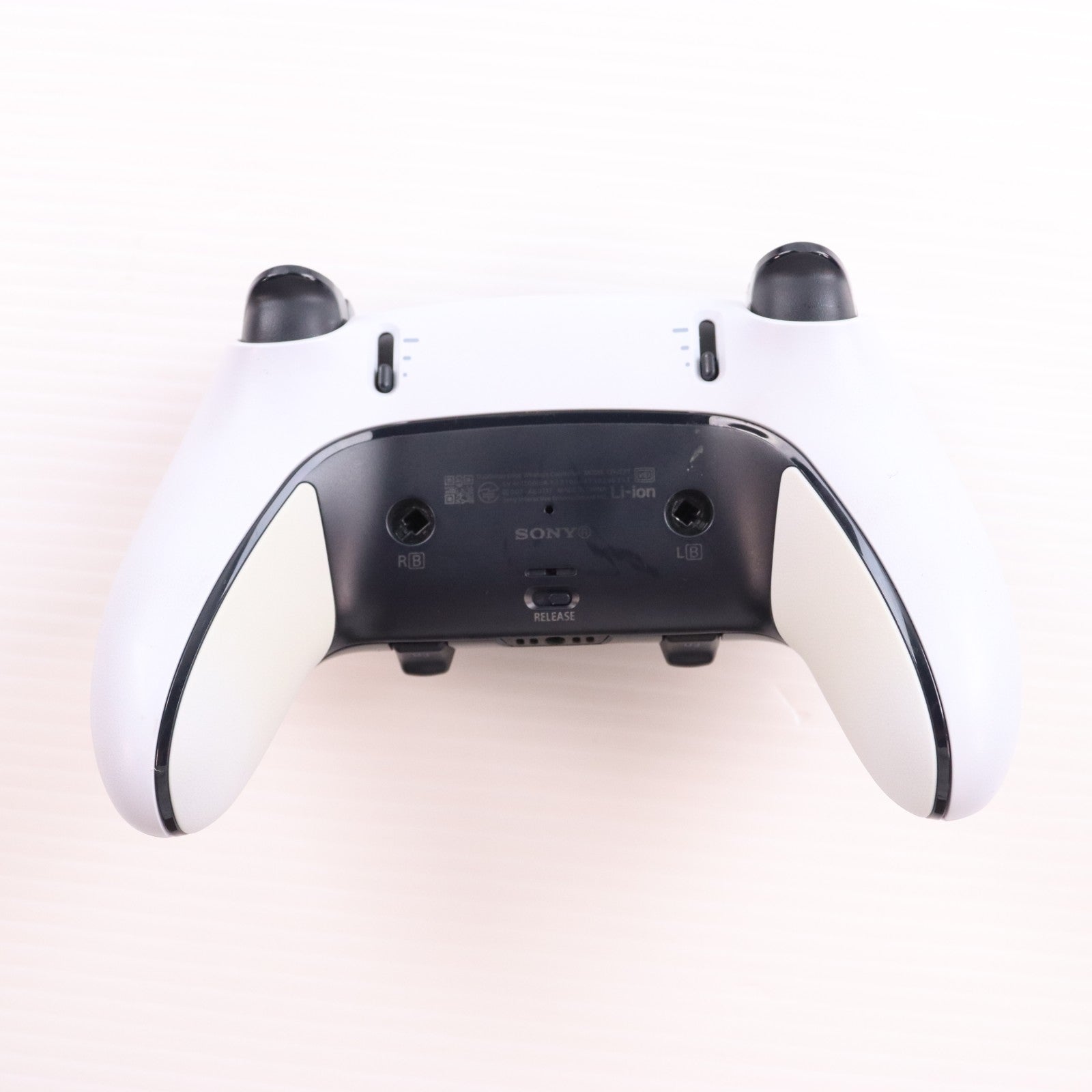 【中古即納】[ACC][PS5] DualSense Edge&trade;(デュアルセンス エッジ) ワイヤレスコントローラー SIE(CFI-ZCP1J)(20230126)