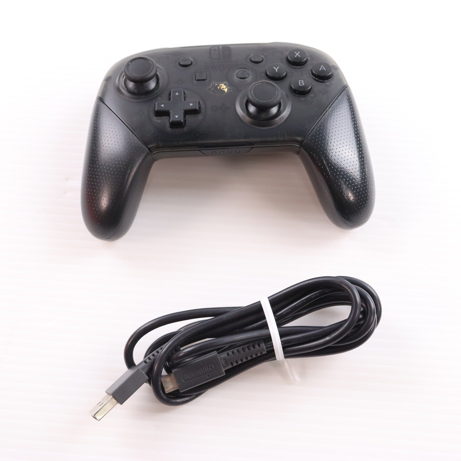 【中古即納】[ACC][Switch] Nintendo Switch Proコントローラー(ニンテンドースイッチ プロコントローラー) 任天堂(HAC-A-FSSKA)(20170303)