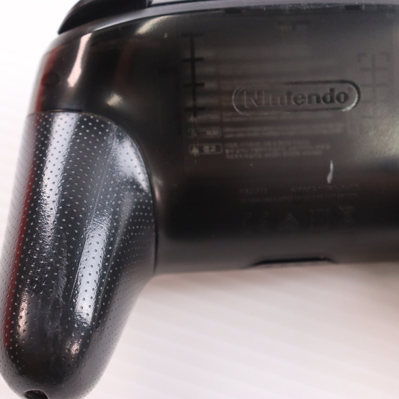 【中古即納】[ACC][Switch] Nintendo Switch Proコントローラー(ニンテンドースイッチ プロコントローラー) 任天堂(HAC-A-FSSKA)(20170303)