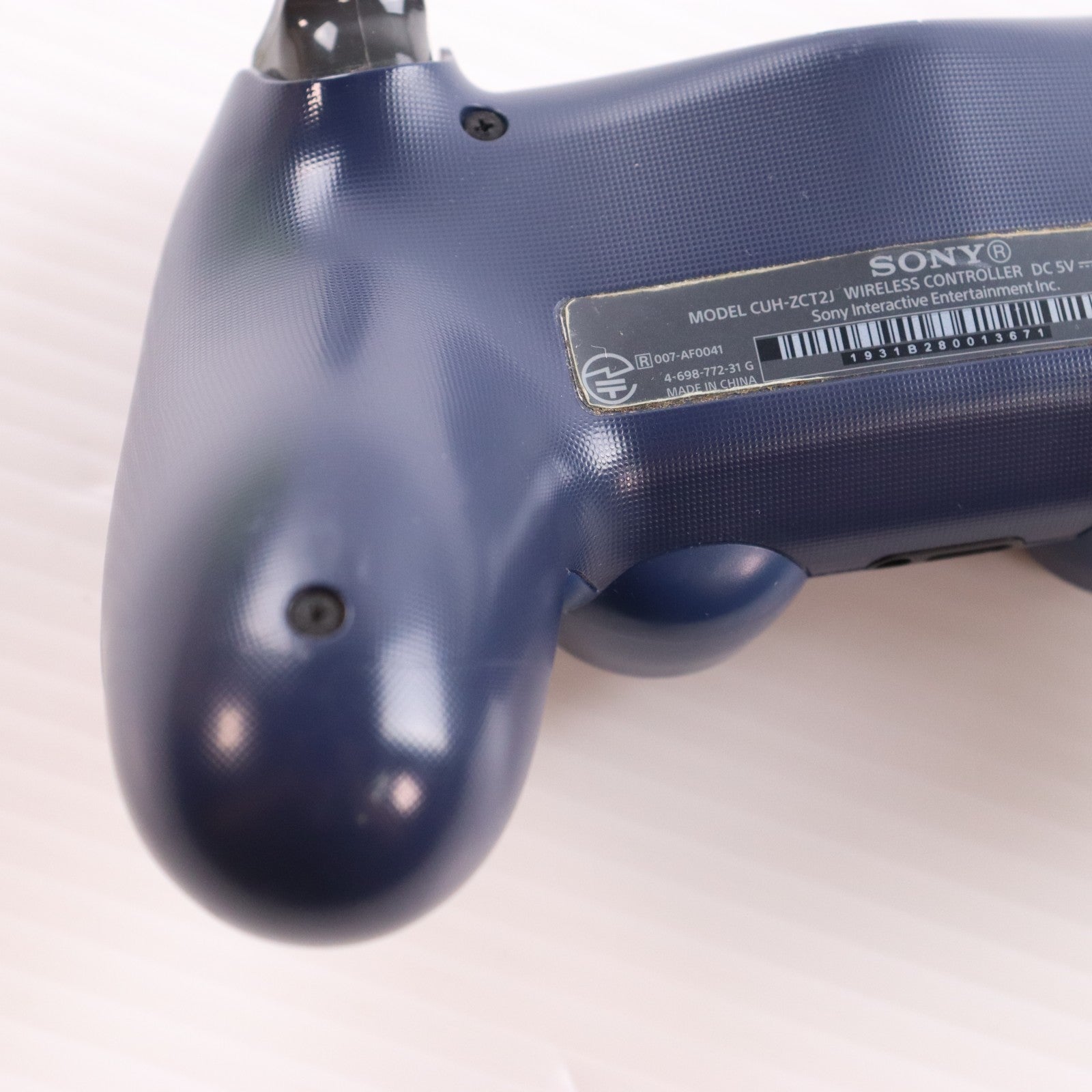【中古即納】[ACC][PS4] ワイヤレスコントローラー DUALSHOCK4(デュアルショック4) ミッドナイト・ブルー SIE(CUH-ZCT2J22)(20171103)