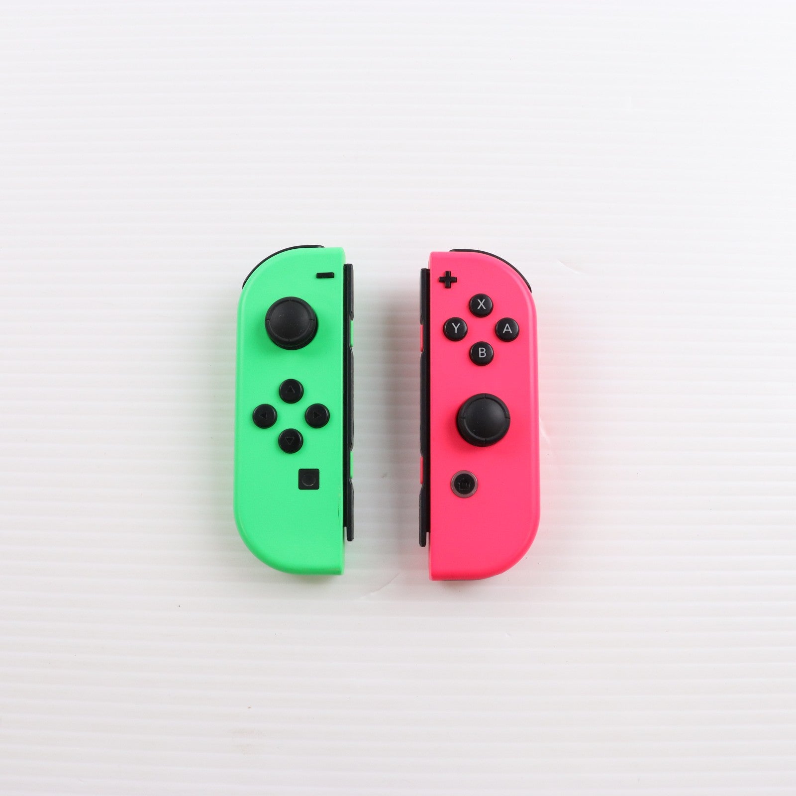 【中古即納】[ACC][Switch] Joy-Con(L) ネオングリーン/(R) ネオンピンク(ジョイコンL ネオングリーン/R ネオンピンク) 任天堂(HAC-A-JAFAA)(20170721)