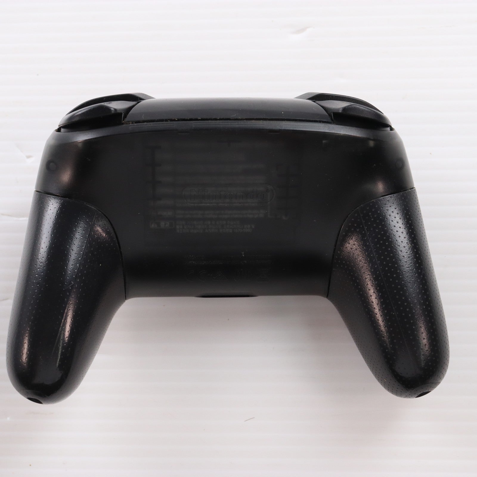 【中古即納】[ACC][Switch] (USB充電ケーブル無し) Nintendo Switch Proコントローラー(ニンテンドースイッチ プロコントローラー) 任天堂(HAC-A-FSSKA)(20170303)