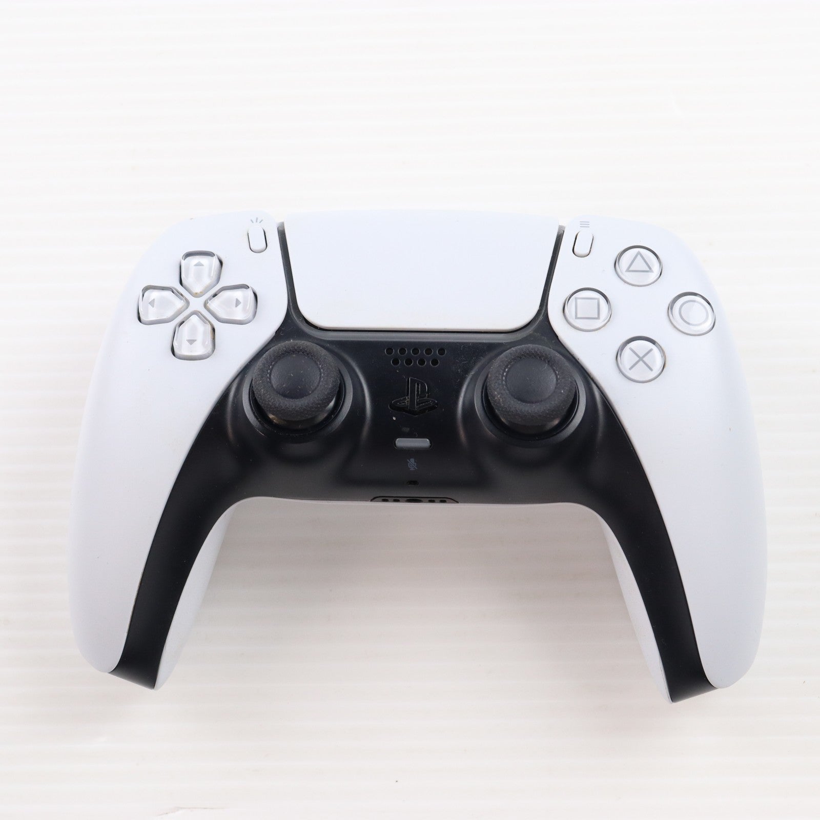 【中古即納】[ACC][PS5] DualSense(デュアルセンス) ワイヤレスコントローラー SIE(CFI-ZCT1J)(20201112)