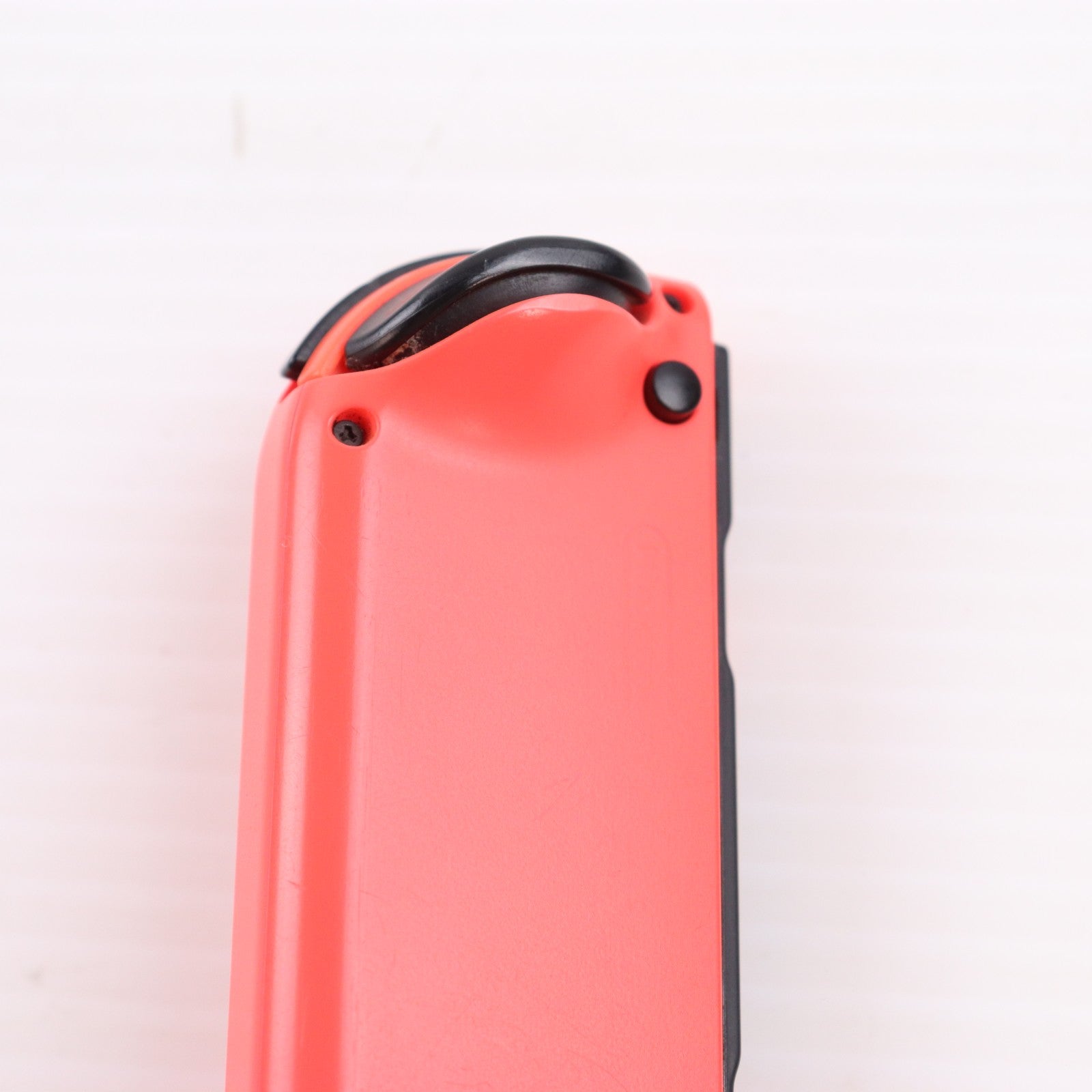 【中古即納】[ACC][Switch] Joy-Con(R) ネオンレッド(ジョイコンR ネオンレッド) 任天堂(HAC-A-JRPAA)(20170303)