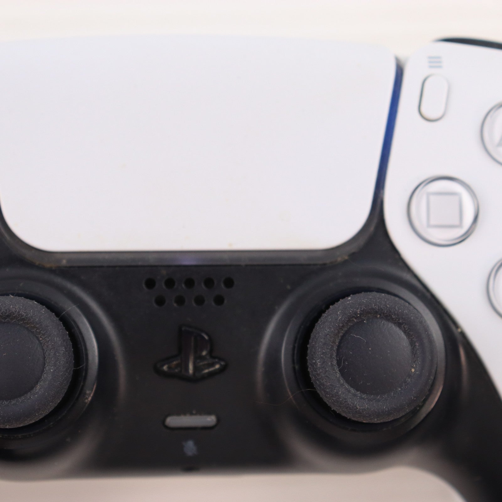 【中古即納】[ACC][PS5] DualSense(デュアルセンス) ワイヤレスコントローラー SIE(CFI-ZCT2J)(20251121)