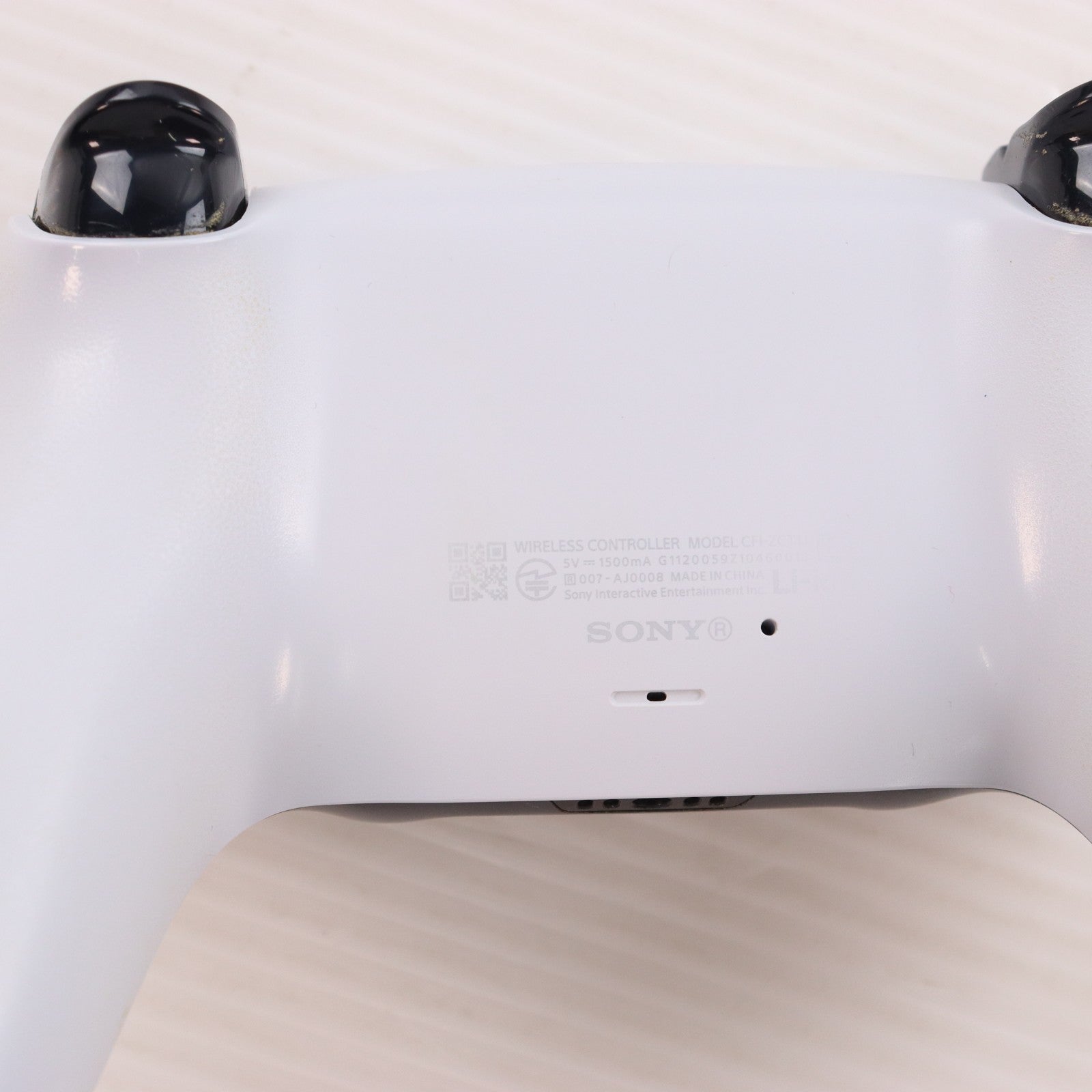 【中古即納】[ACC][PS5] DualSense(デュアルセンス) ワイヤレスコントローラー SIE(CFI-ZCT1J)(20201112)