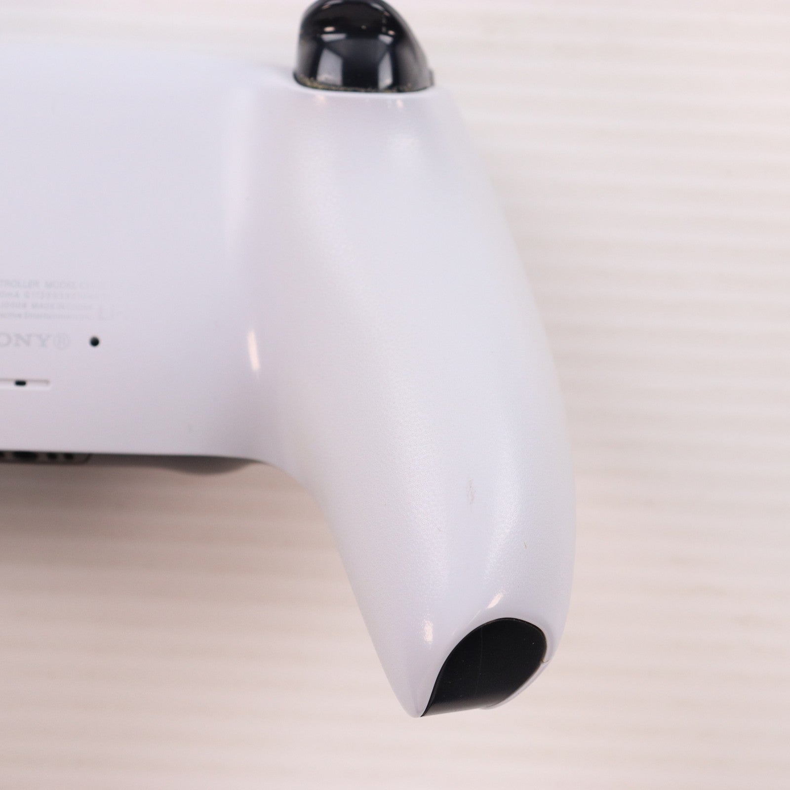 【中古即納】[ACC][PS5] DualSense(デュアルセンス) ワイヤレスコントローラー SIE(CFI-ZCT1J)(20201112)
