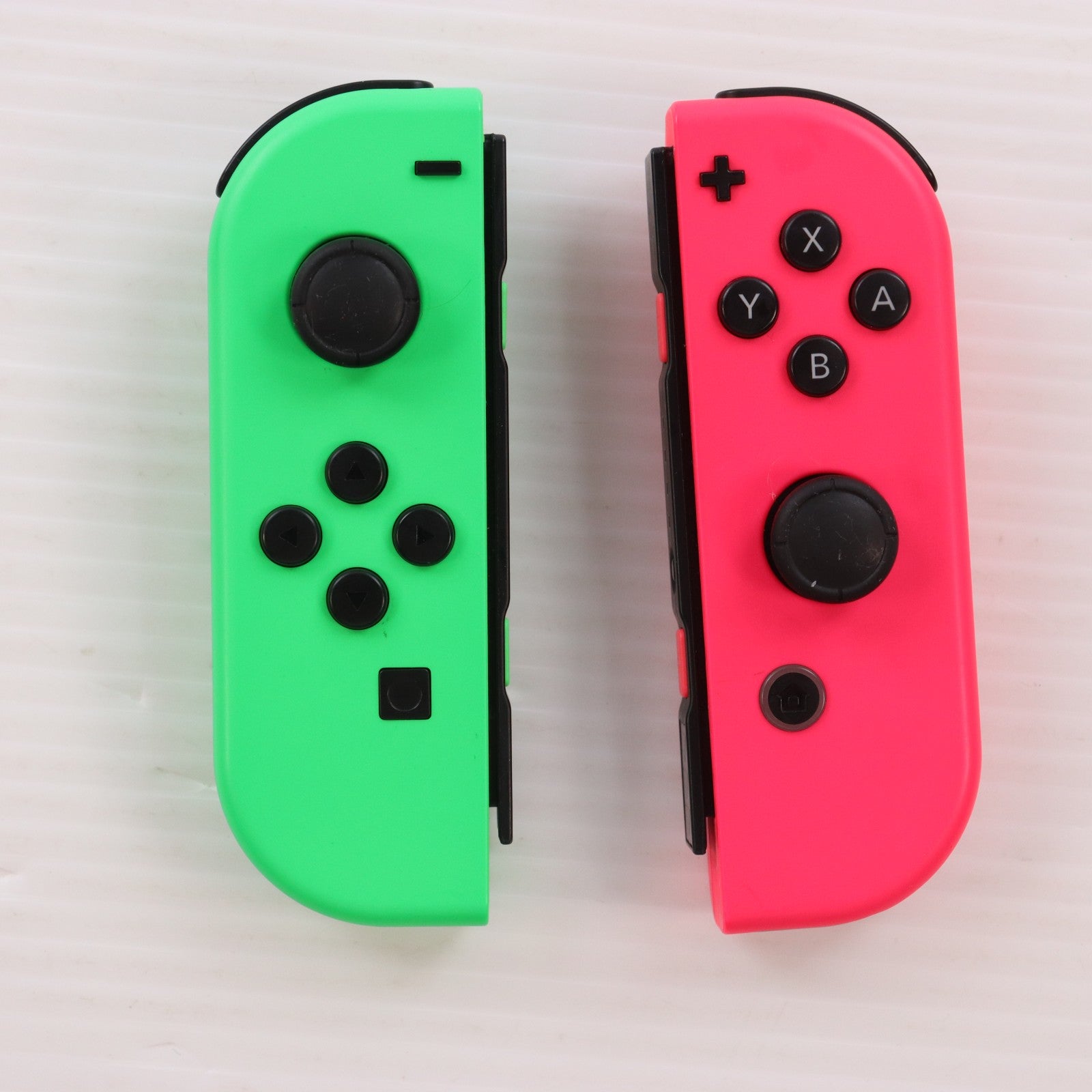 【中古即納】[ACC][Switch] Joy-Con(L) ネオングリーン/(R) ネオンピンク(ジョイコンL ネオングリーン/R ネオンピンク) 任天堂(HAC-A-JAFAA)(20170721)