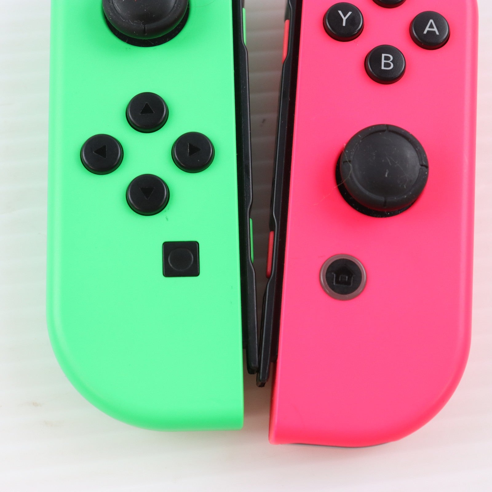 【中古即納】[ACC][Switch] Joy-Con(L) ネオングリーン/(R) ネオンピンク(ジョイコンL ネオングリーン/R ネオンピンク) 任天堂(HAC-A-JAFAA)(20170721)