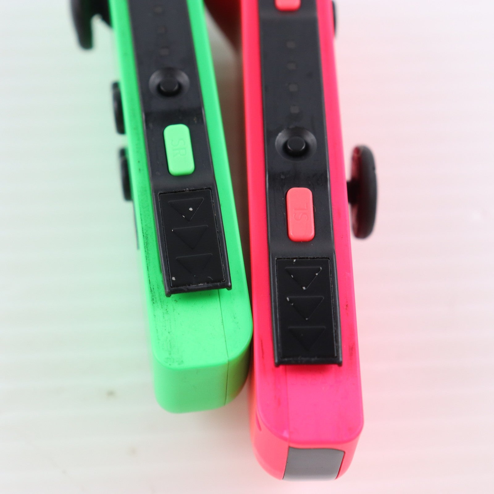 【中古即納】[ACC][Switch] Joy-Con(L) ネオングリーン/(R) ネオンピンク(ジョイコンL ネオングリーン/R ネオンピンク) 任天堂(HAC-A-JAFAA)(20170721)