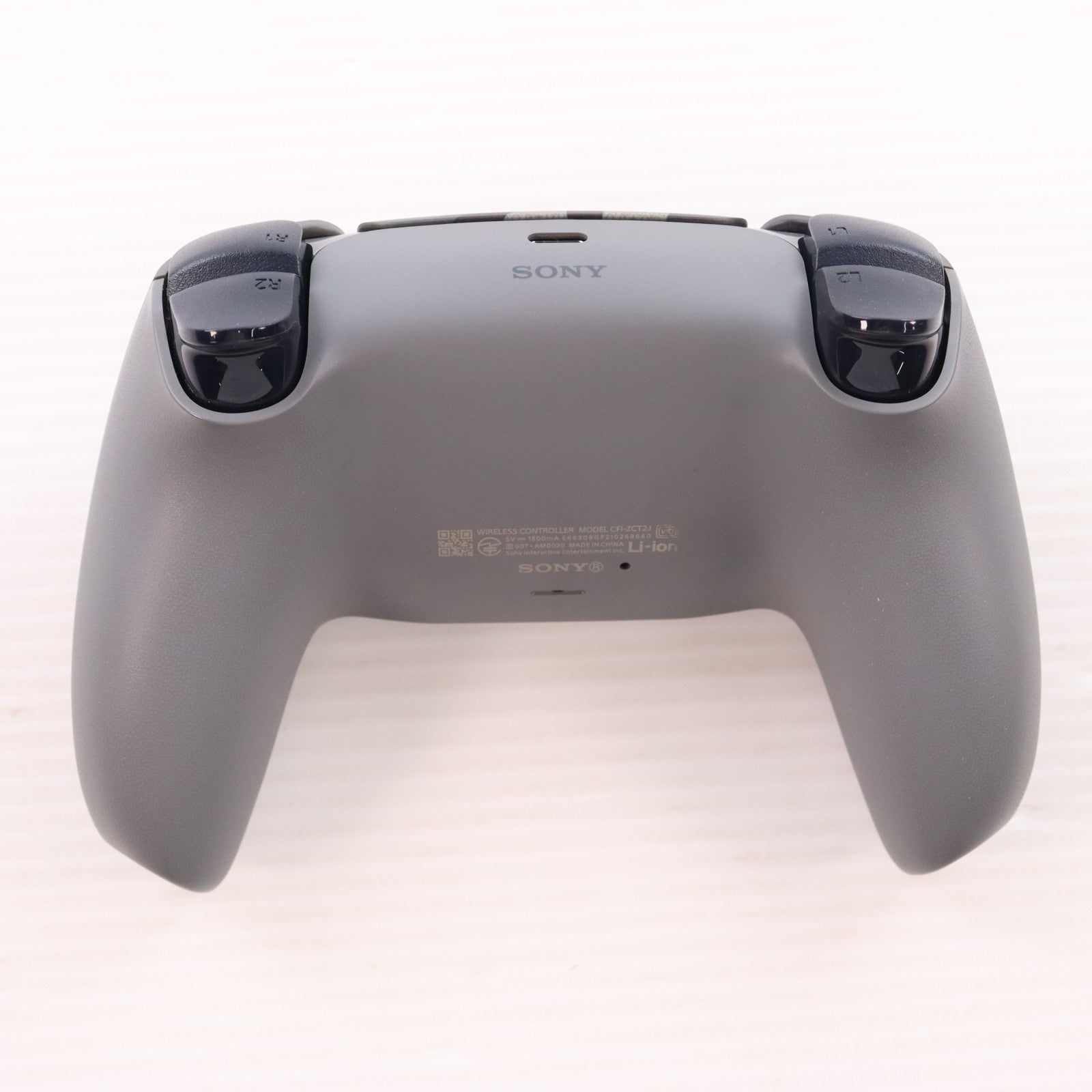【中古即納】[ACC][PS5] DualSense(デュアルセンス) ワイヤレスコントローラー グレー カモフラージュ SIE(CFI-ZCT1J06)(20221014)