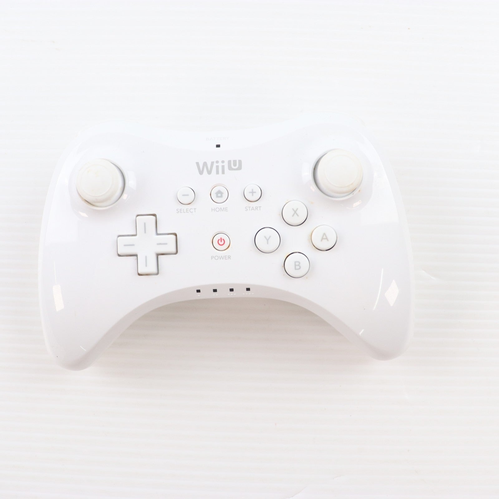 【中古即納】[ACC][WiiU] (USB充電ケーブル無し) Wii U PROコントローラー Shiro 白 シロ 任天堂(WUP-A-RSWA)(20121208)