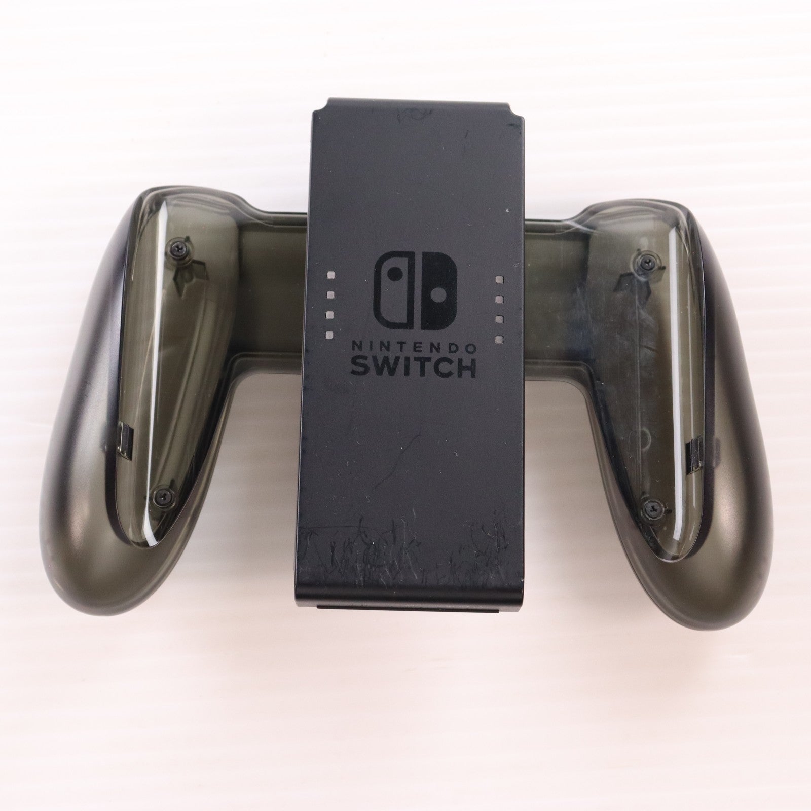 【中古即納】[ACC][Switch] Joy-Con充電グリップ(ジョイコン充電グリップ) 任天堂(HAC-A-ESSKA)(20170303)