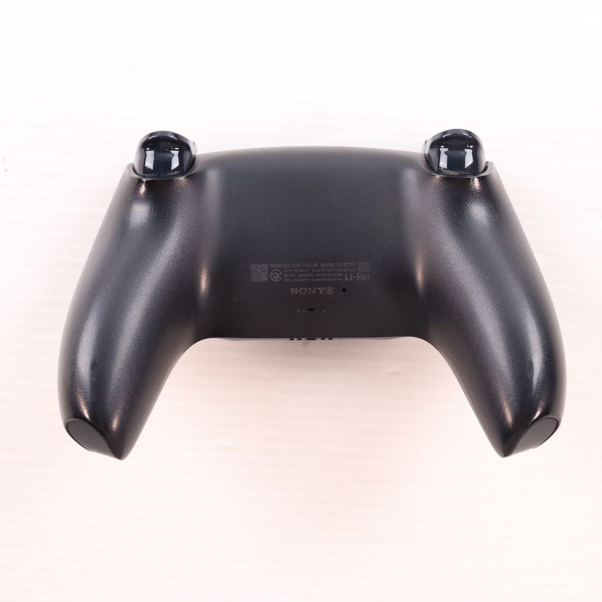 【中古即納】[ACC][PS5] DualSense(デュアルセンス) ワイヤレスコントローラー ミッドナイト ブラック SIE(CFI-ZCT1J01)(20210610)