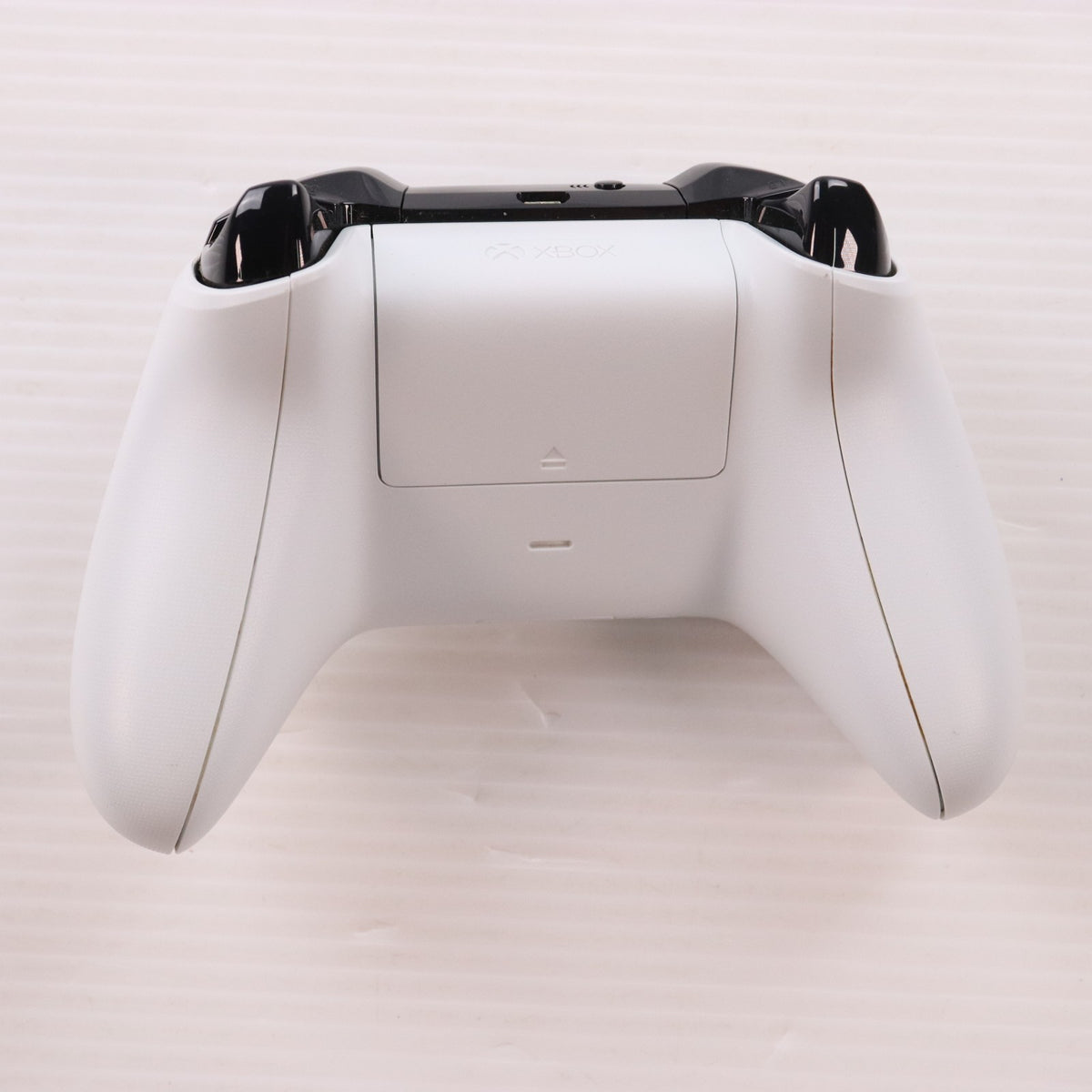 【中古即納】[ACC][XboxOne] XboxOne ワイヤレスコントローラー(ホワイト) 日本マイクロソフト(TF5-00006)(20161124)