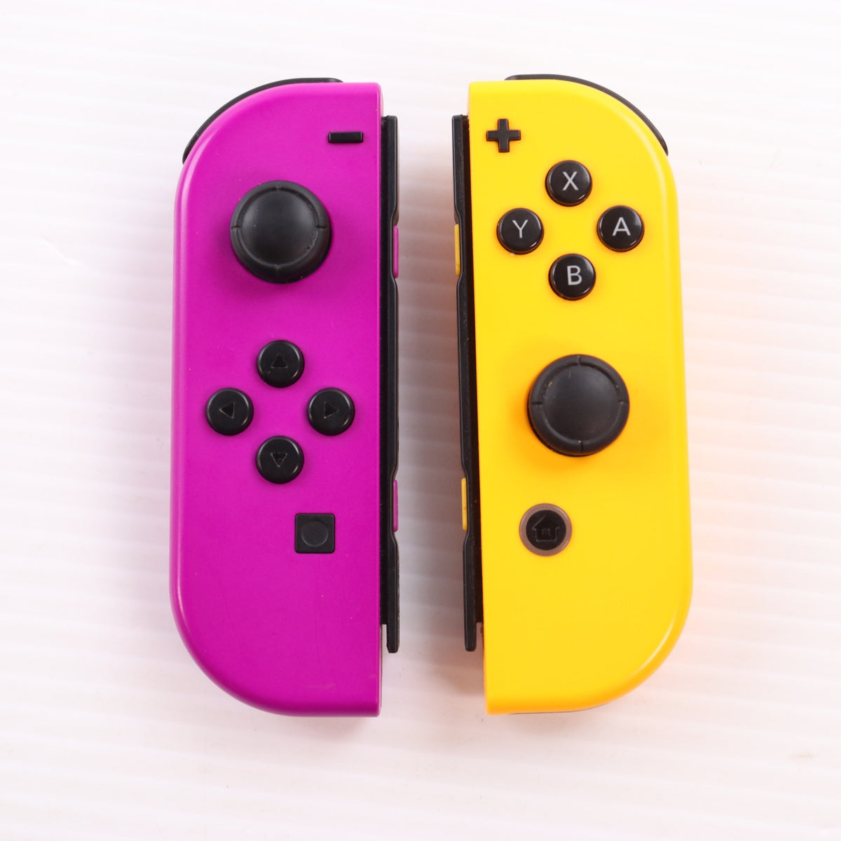 【中古即納】[ACC][Switch] Joy-Con(L) ネオンパープル/(R) ネオンオレンジ(ジョイコンL ネオンパープル/R ネオンオレンジ) 任天堂(HAC-A-JAQAA)(20191004)