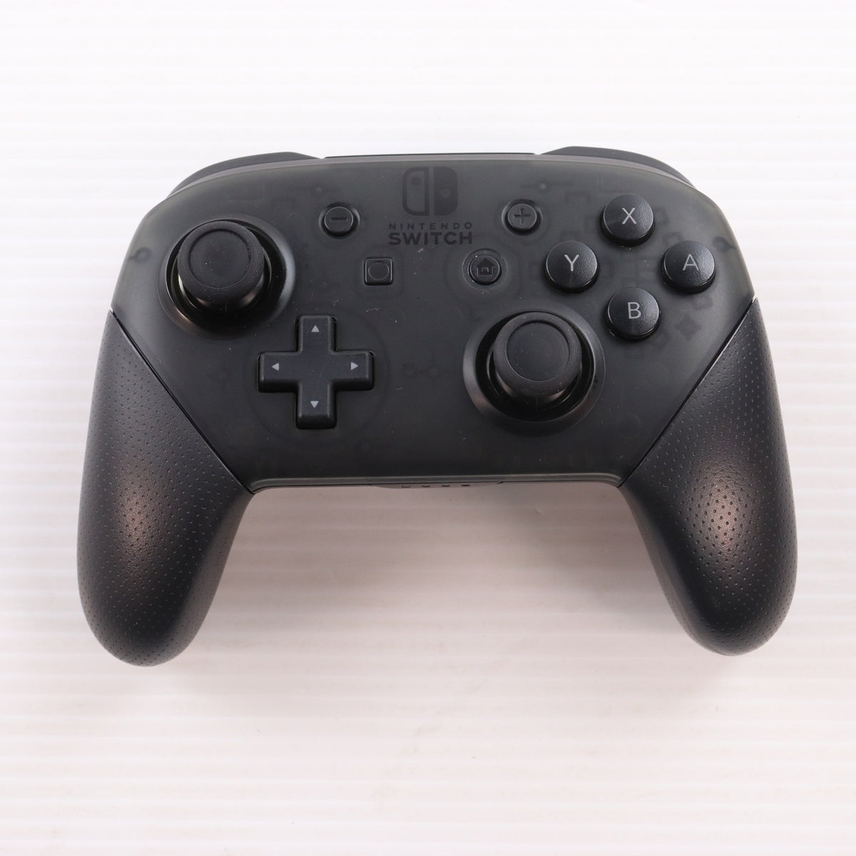 【中古即納】[ACC][Switch] Nintendo Switch Proコントローラー(ニンテンドースイッチ プロコントローラー) 任天堂(HAC-A-FSSKA)(20170303)