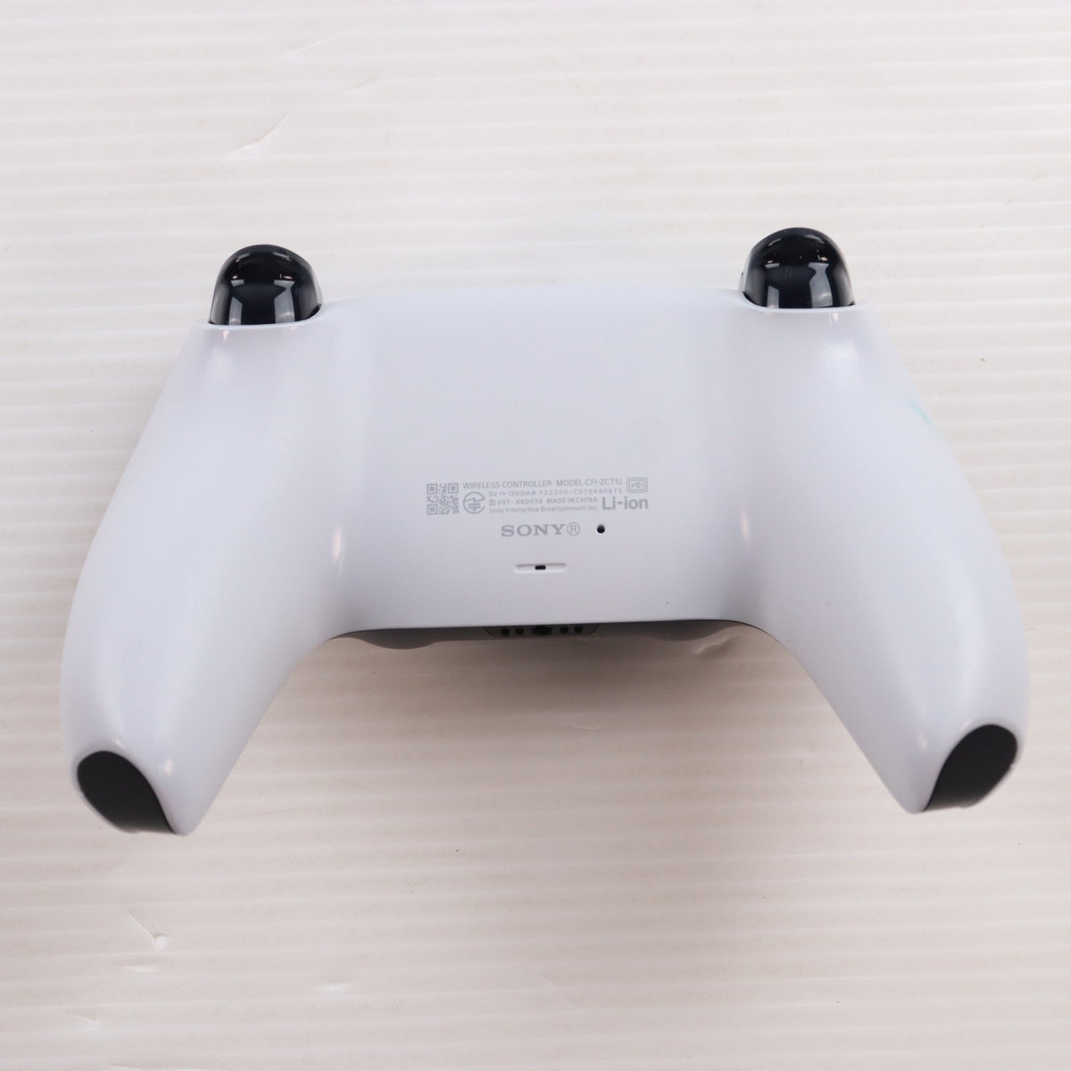 【中古即納】[ACC][PS5] DualSense(デュアルセンス) ワイヤレスコントローラー SIE(CFI-ZCT1J)(20201112)