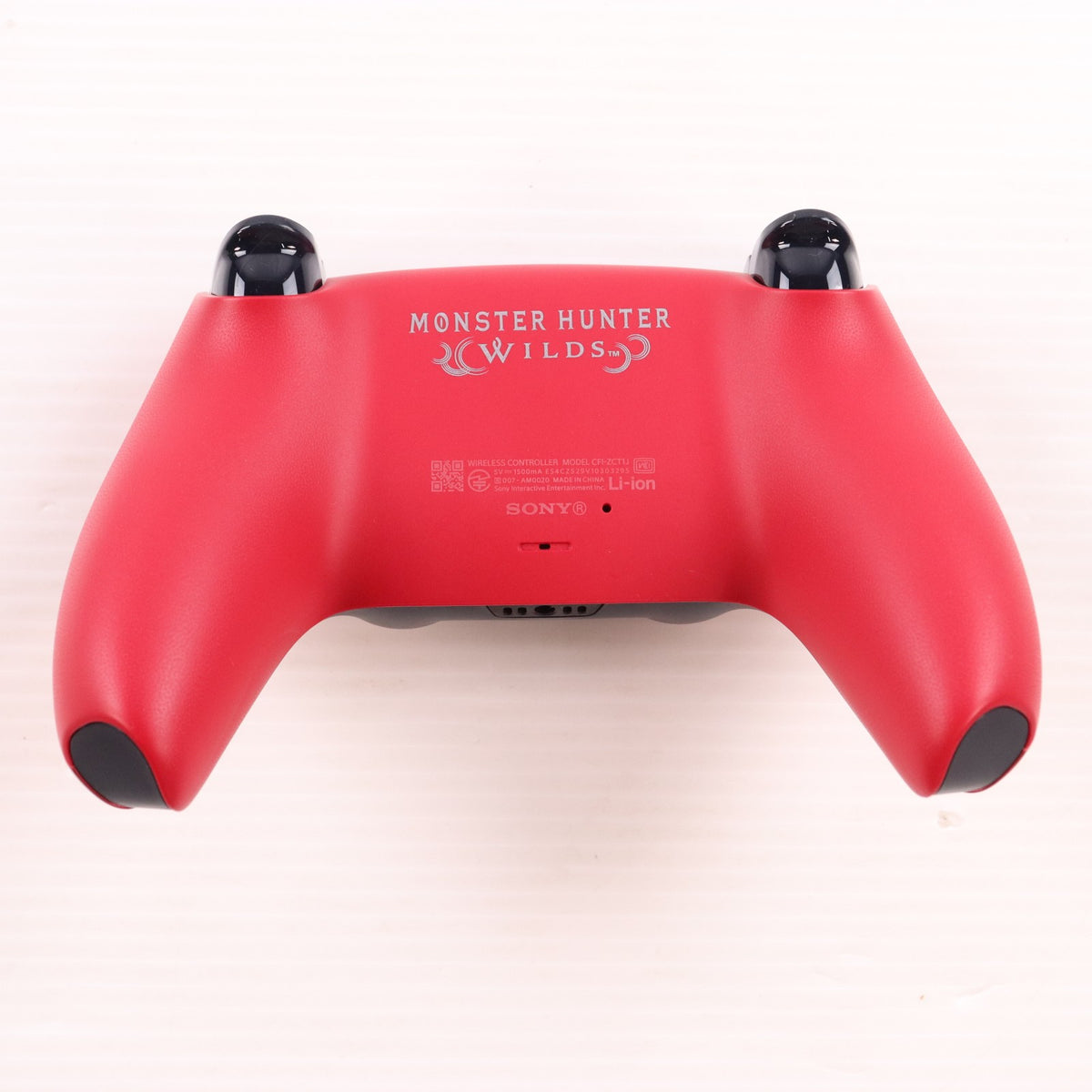 【中古即納】[ACC][PS5] DualSense(デュアルセンス) ワイヤレスコントローラー 『モンスターハンターワイルズ』 リミテッドエディション SIE(CFI-ZCT1JZ5)(20250228)