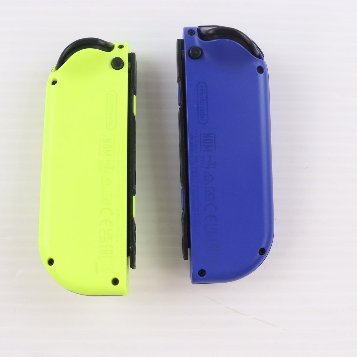 【中古即納】[ACC][Switch] Joy-Con(L) ブルー/(R) ネオンイエロー(ジョイコンL ブルー/R ネオンイエロー) 任天堂(HAC-A-JAPAA)(20191004)