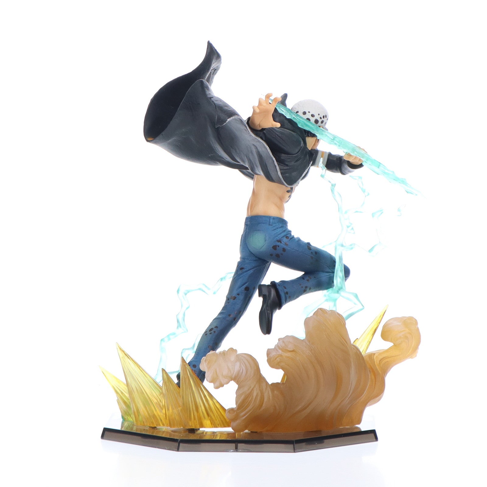 【中古即納】[FIG] フィギュアーツZERO トラファルガー・ロー -ガンマナイフ- ONE PIECE(ワンピース) 完成品 フィギュア バンダイスピリッツ(20180324)