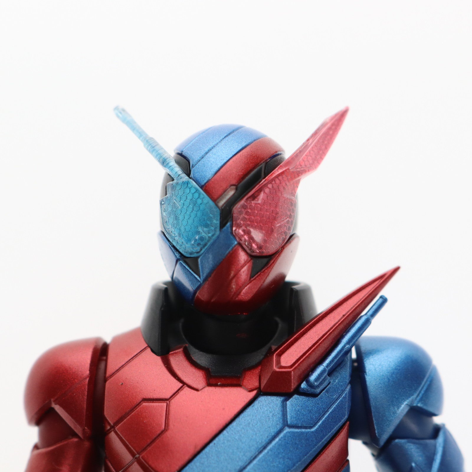 【中古即納】[FIG]S.H.Figuarts(フィギュアーツ) 仮面ライダービルド ラビットタンクフォーム -20 Kamen Rider Kicks Ver.- 完成品 可動フィギュア バンダイスピリッツ(20181020)