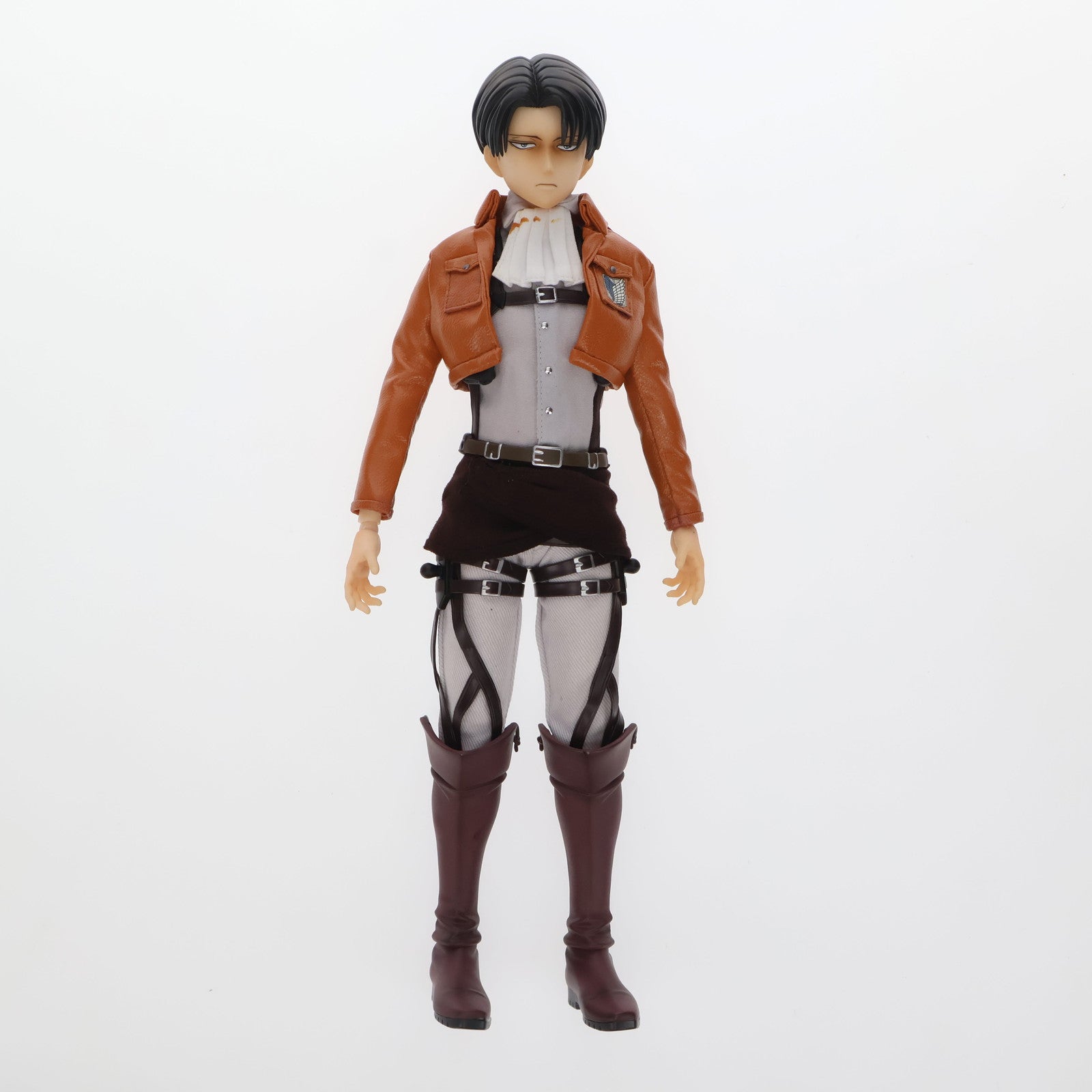 【中古即納】[FIG]リアルアクションヒーローズ No.662 RAH リヴァイ 進撃の巨人 完成品 フィギュア メディコム・トイ(20141220)