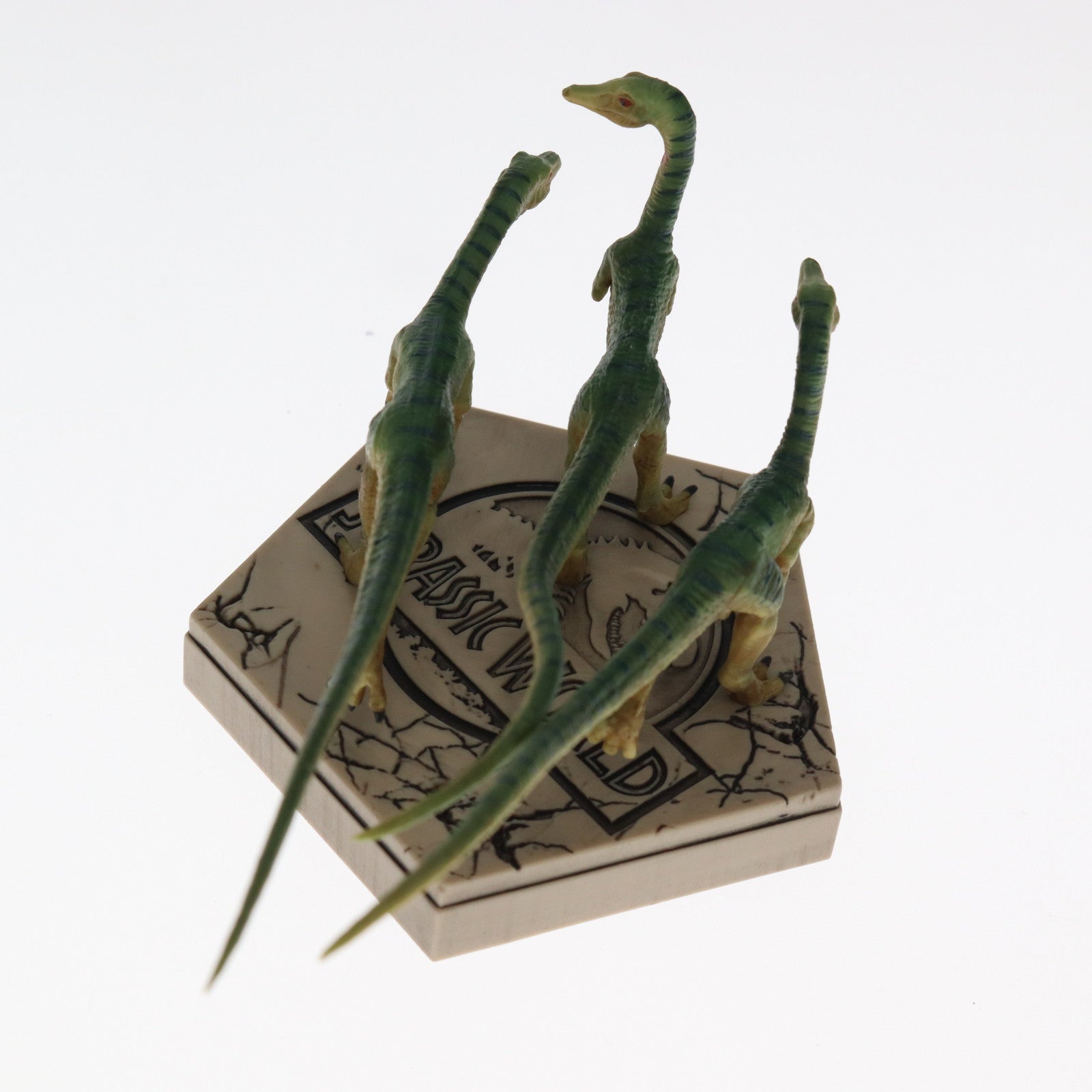 【中古即納】[FIG] アイコンズ スタチュー コンプソグナトゥス ジュラシック・ワールド 完成品 フィギュア アイアンスタジオ/ホットトイズ(20231230)
