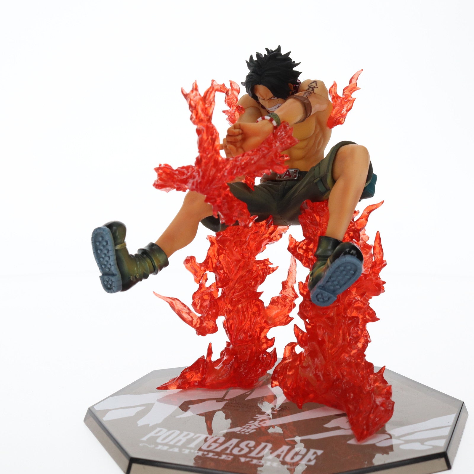 【中古即納】[FIG] 魂ウェブ商店限定 フィギュアーツZERO ポートガス・D・エース -Battle Ver. 十字火- ONE PIECE(ワンピース) 完成品 フィギュア バンダイ(20140130)