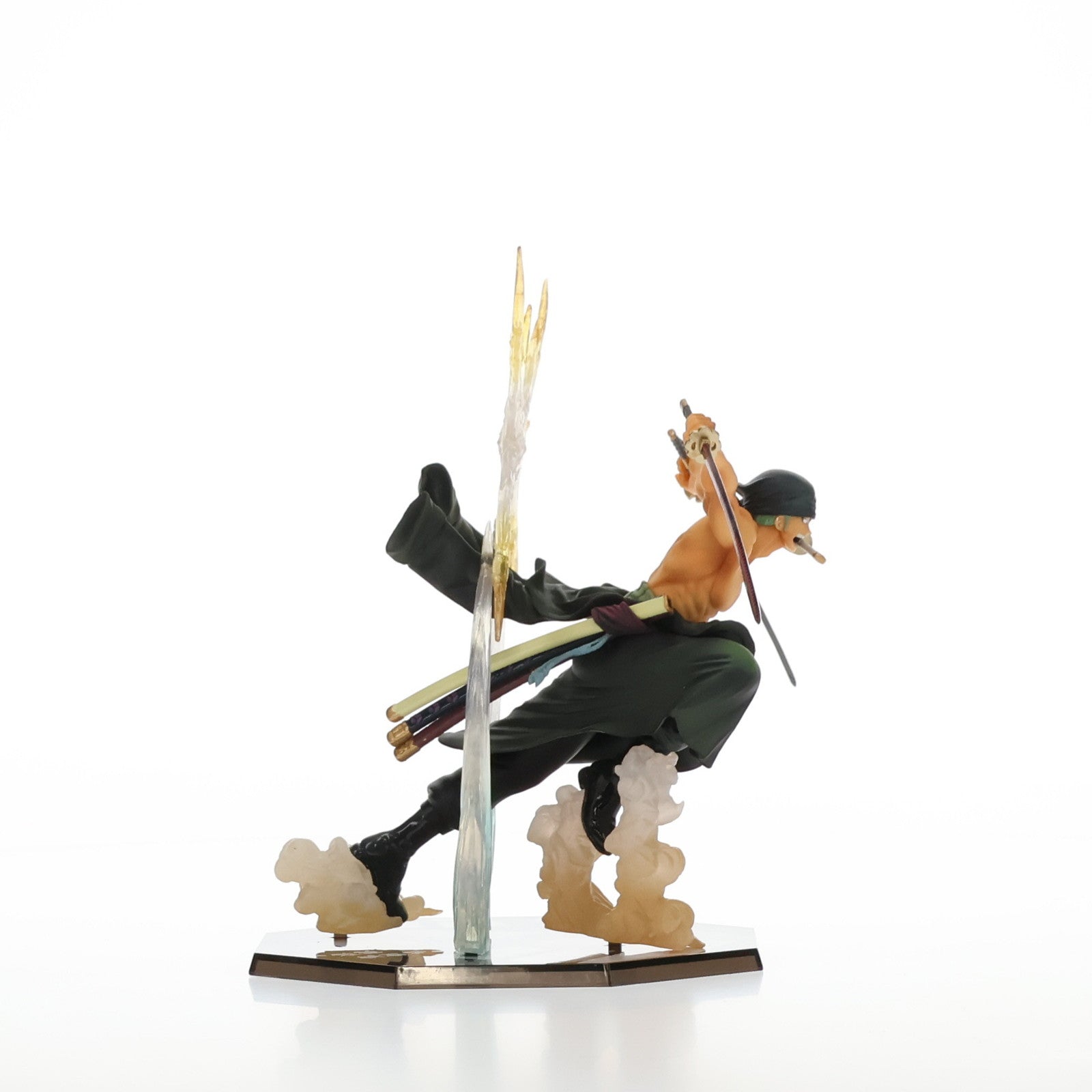 【中古即納】[FIG] (再販) フィギュアーツZERO ロロノア・ゾロ -Battle Ver.煉獄鬼斬り- ONE PIECE(ワンピース) 新世界編 完成品 フィギュア バンダイ(20150515)