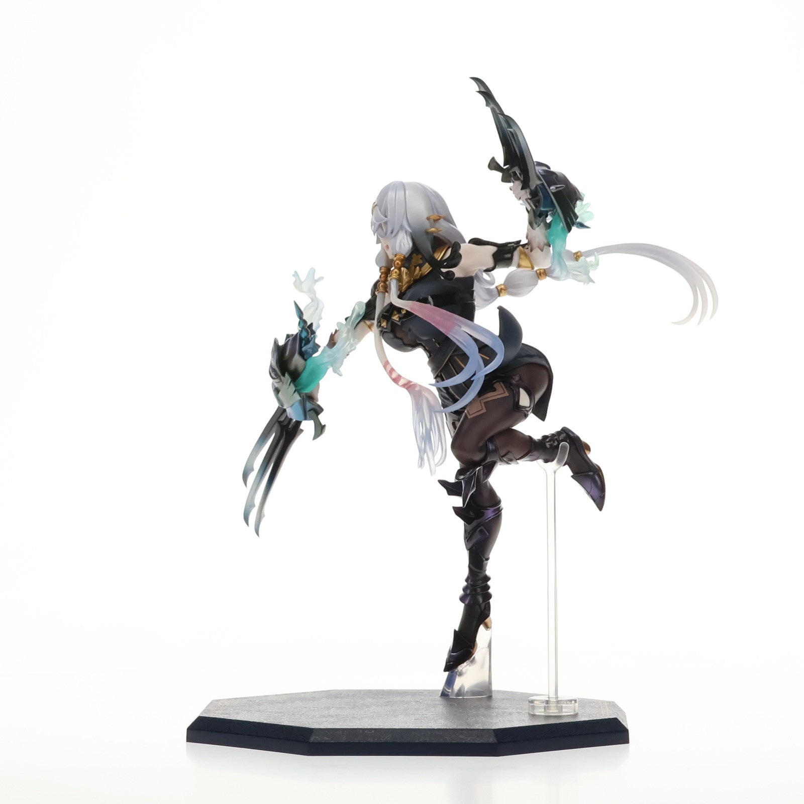 【中古即納】[FIG] メガトレショップ オンラインショップ限定 Lucrea(ルクリア) リラ(リラ・ディザイアス) ライザのアトリエ 〜常闇の女王と秘密の隠れ家〜 1/7 完成品 フィギュア メガハウス(20211031)