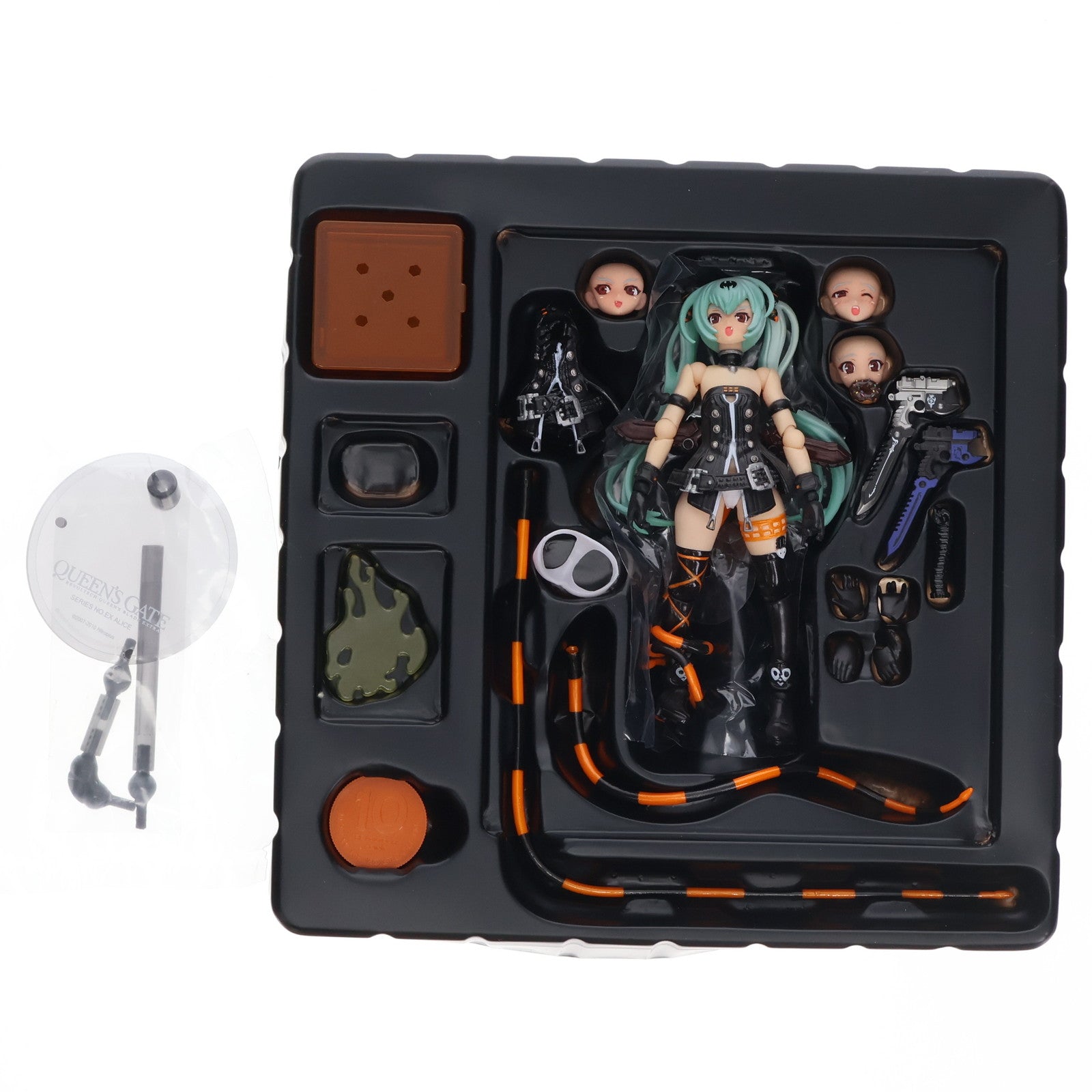 【中古即納】[FIG]リボルテック クイーンズブレイド EXTRA クイーンズゲイト 門を開く者アリス クイーンズゲイト 1/12 完成品 可動フィギュア 海洋堂(20101030)