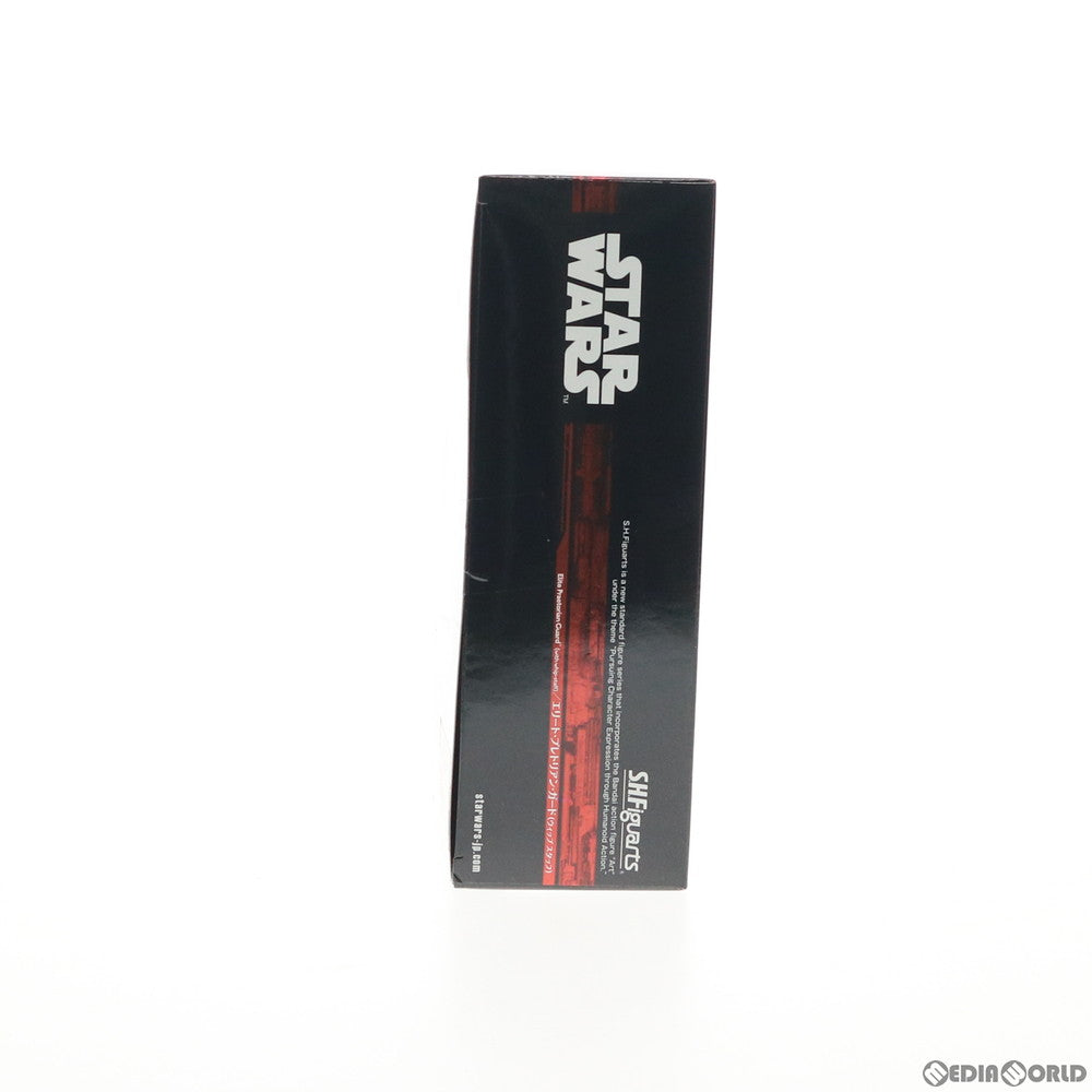 【中古即納】[FIG]S.H.Figuarts(フィギュアーツ) エリート・プレトリアン・ガード(ウィップスタッフ) STAR WARS(スター・ウォーズ) エピソード8/最後のジェダイ 完成品 可動フィギュア バンダイ(20171215)