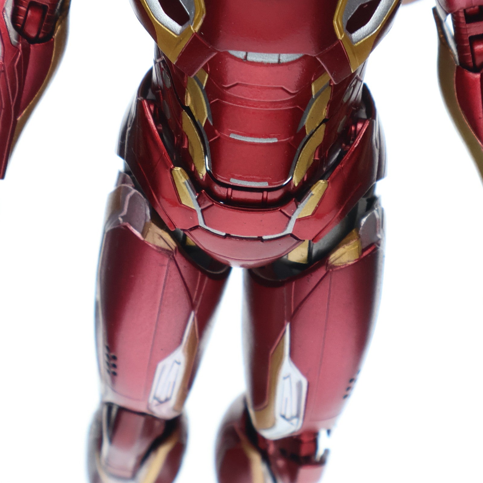 【中古即納】[FIG] S.H.Figuarts(フィギュアーツ) アイアンマン マーク45 アベンジャーズ/エイジ・オブ・ウルトロン 完成品 可動フィギュア バンダイ(20150829)