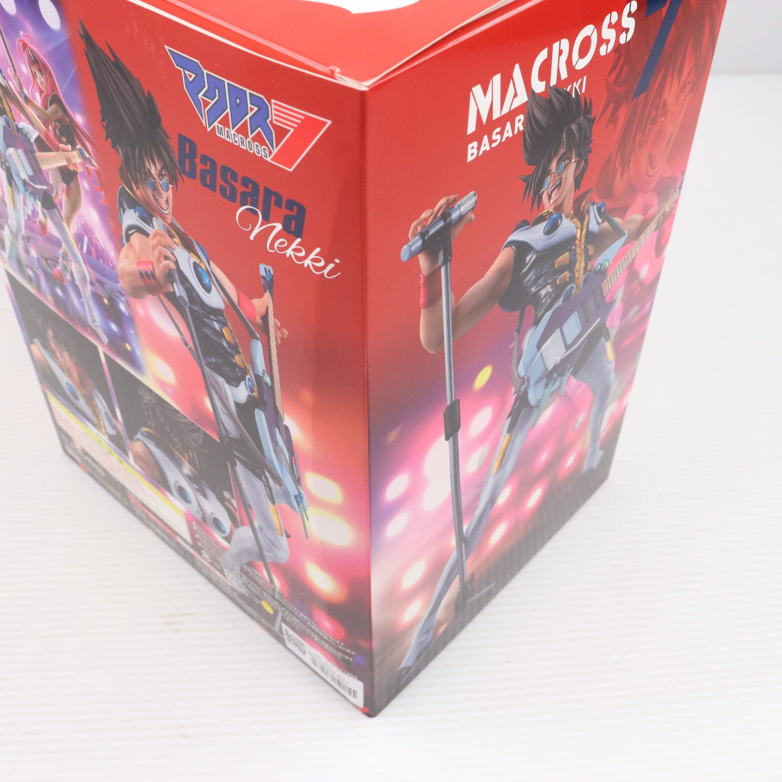 中古即納】[FIG]Fire Bomber 熱気バサラ(ねっきばさら) マクロス7 完成品 フィギュア メガトレショップ&オンラインショップ限定  メガハウス