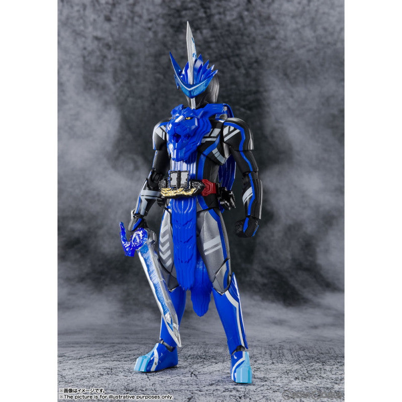 【中古即納】[FIG]S.H.Figuarts(フィギュアーツ) 仮面ライダーブレイズ ライオン戦記 仮面ライダーセイバー/聖刃 完成品 可動フィギュア バンダイスピリッツ(20210320)