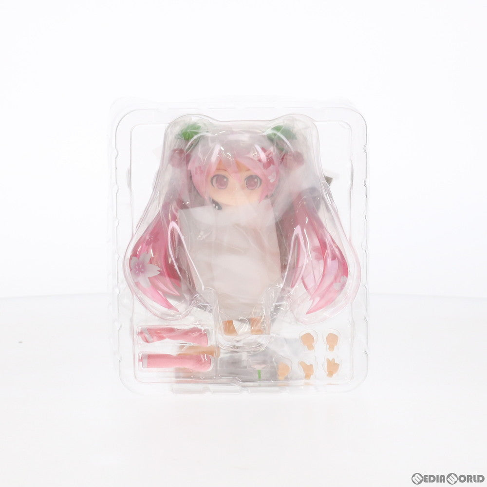 【中古即納】[FIG]GOODSMILE ONLINE SHOP限定 ねんどろいどどーる 桜ミク キャラクター・ボーカル・シリーズ01 初音ミク 完成品 可動フィギュア グッドスマイルカンパニー(20201231)