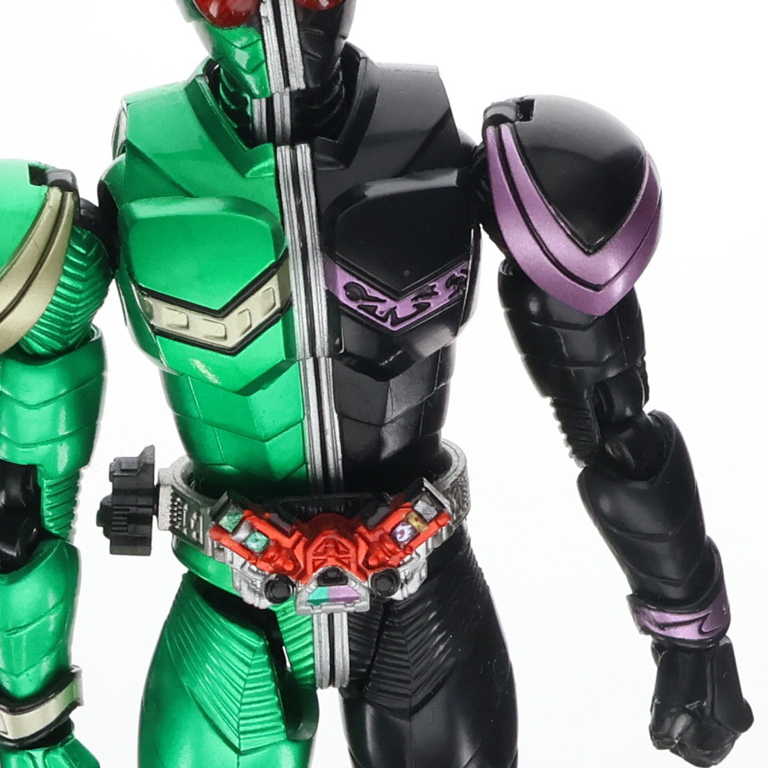 【中古即納】[FIG] S.H.Figuarts(フィギュアーツ) 仮面ライダーW(ダブル) サイクロンジョーカー 完成品 可動フィギュア バンダイ(20110115)