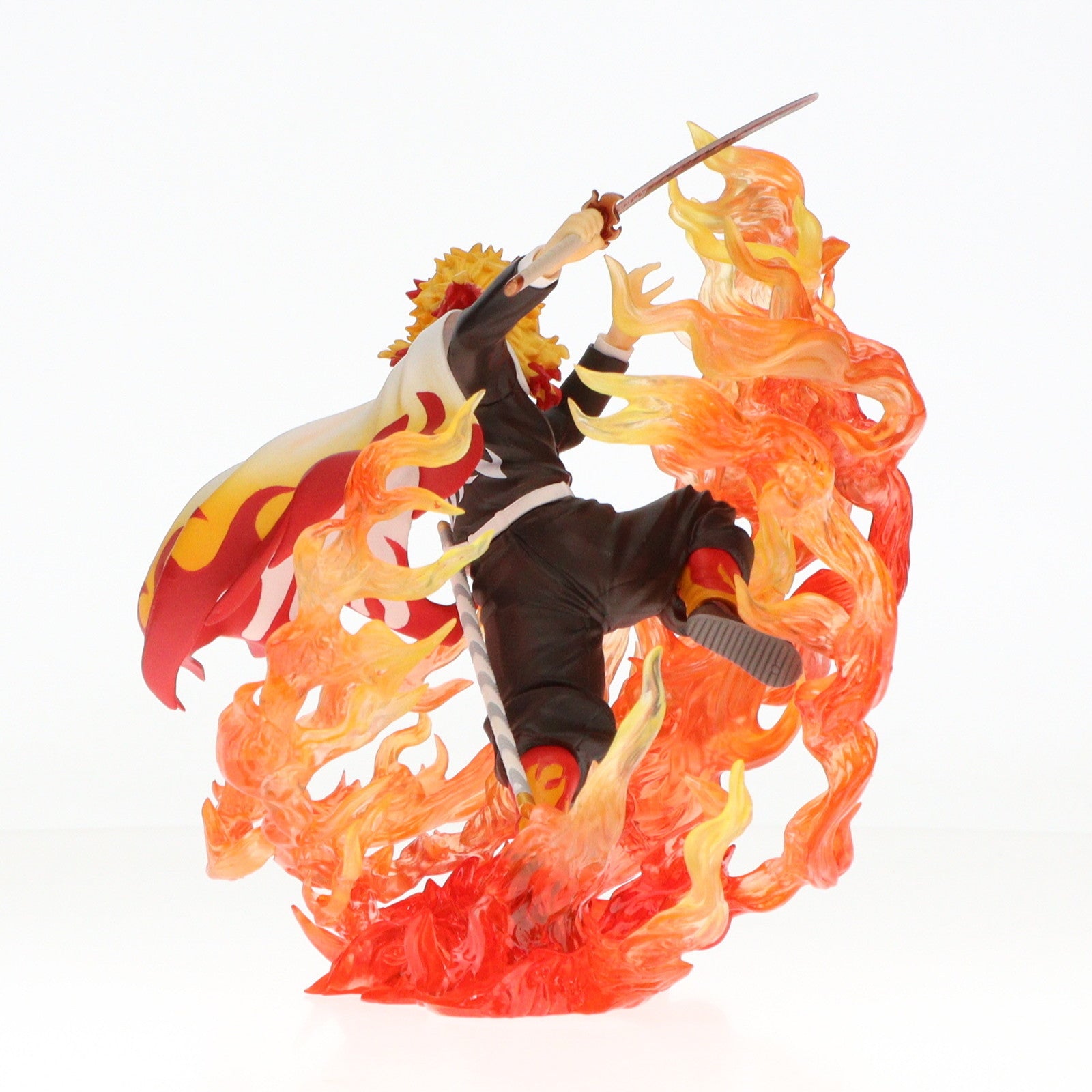 【中古即納】[FIG] フィギュアーツZERO 煉獄杏寿郎(れんごくきょうじゅろう) 炎の呼吸 鬼滅の刃 完成品 フィギュア バンダイスピリッツ(20210429)