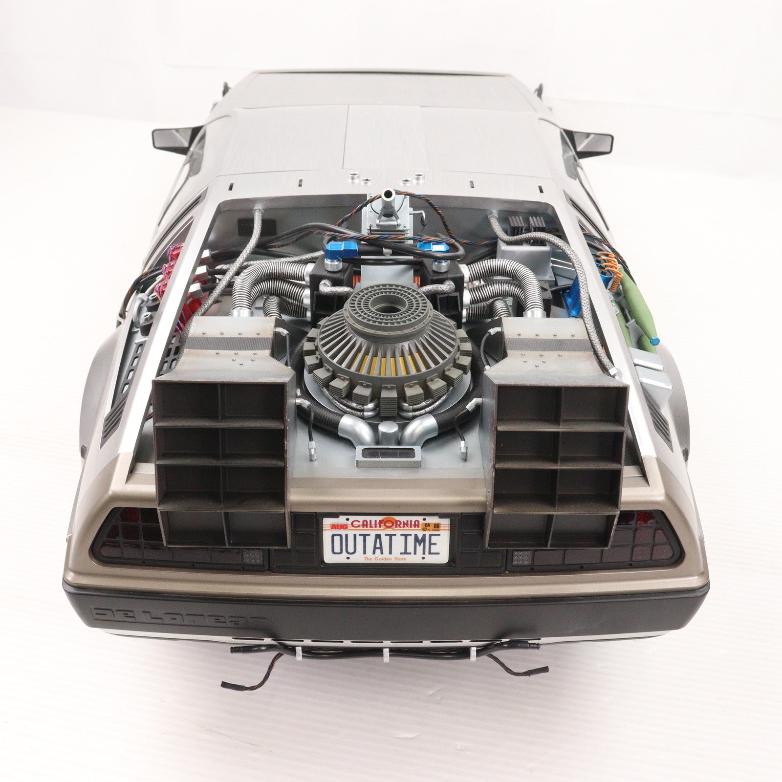 【中古即納】[FIG] ムービー・マスターピース デロリアン・タイムマシン バック・トゥ・ザ・フューチャー 1/6 完成品 ビークル アクションフィギュア(MM260) ホットトイズ(20160226)