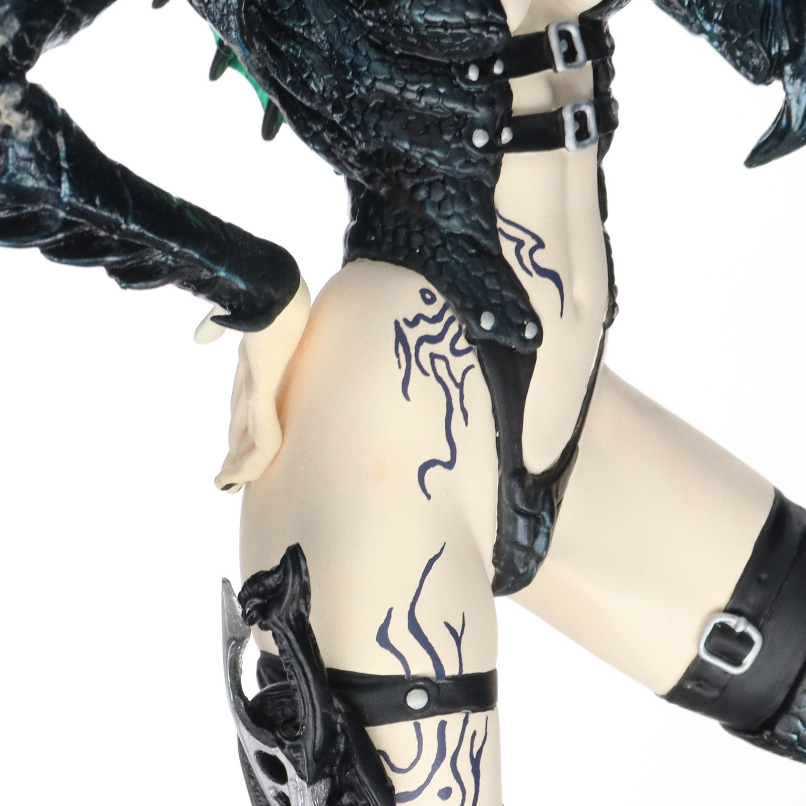 【中古即納】[FIG] NINA GILLMAN(ニナ・ギルマン) スペシャルエディション ファントムコア 1/6 スタチュー 完成品 フィギュア FEWTURE MODELS(アート・ストーム)(19991231)