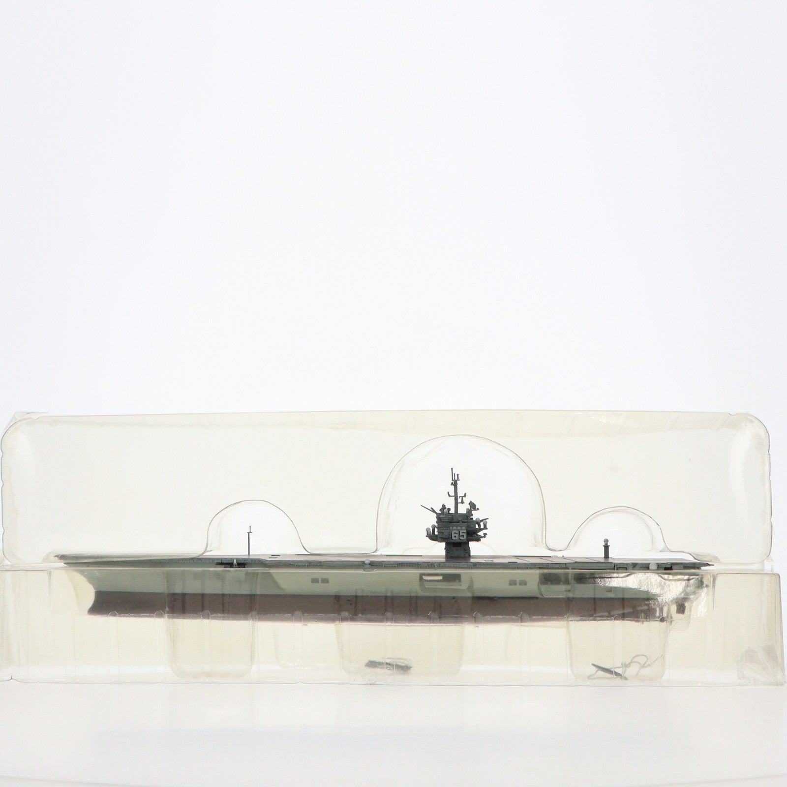 ユニマックス 1/700 CVN-65 エンタープライズ ダイキャスト製 完成品 ユニマックス 1/700 CVN-65 エンタープライズ ダイキャスト製