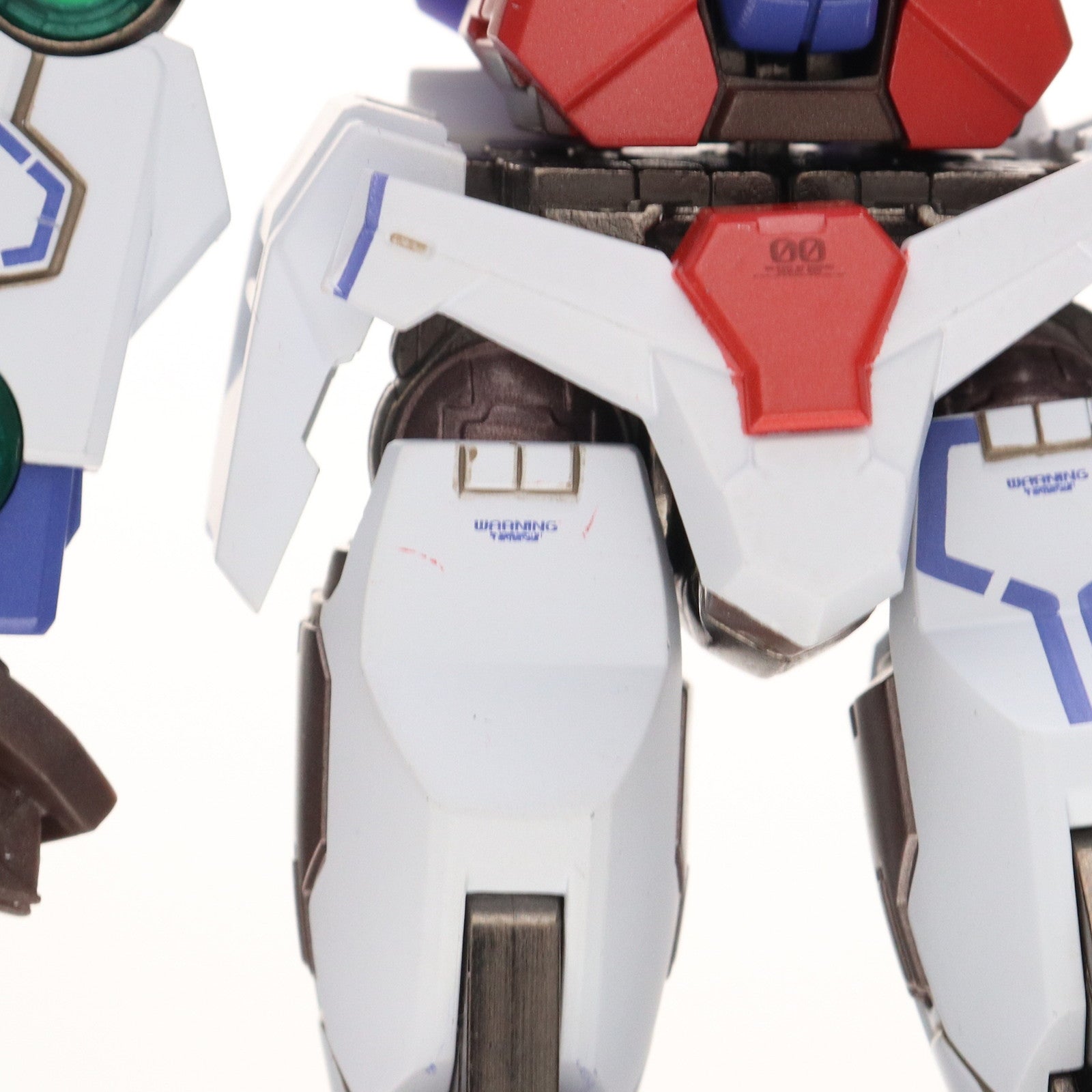 【中古即納】[FIG] 初回限定特典付属 METAL BUILD ダブルオーガンダム セブンソード 機動戦士ガンダム00(ダブルオー) 完成品 可動フィギュア バンダイ(20110326)