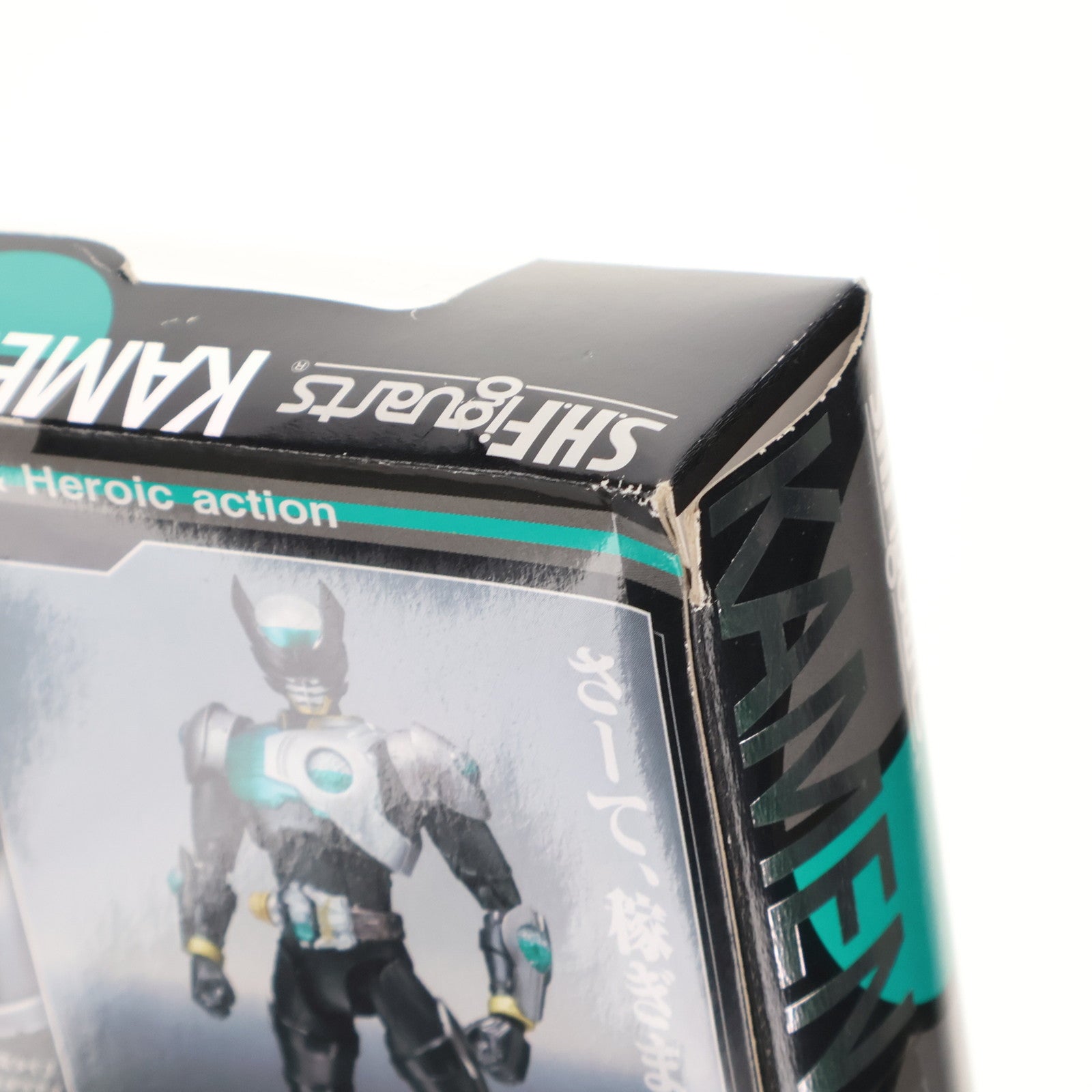 【中古即納】[FIG] S.H.Figuarts(フィギュアーツ) 仮面ライダーバース 仮面ライダーオーズ/OOO 完成品 可動フィギュア バンダイ(20110625)