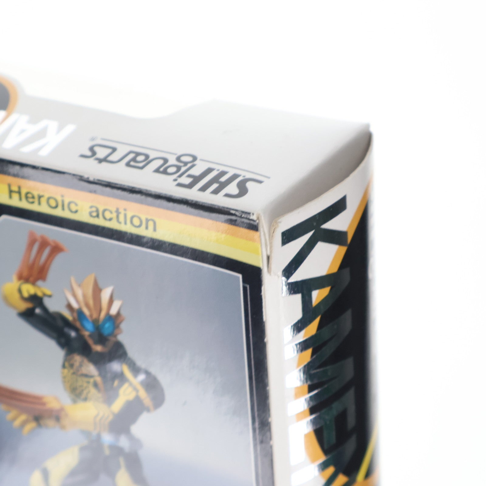 【中古即納】[FIG] S.H.Figuarts(フィギュアーツ) 仮面ライダーオーズ ラトラーター コンボ 仮面ライダーオーズ/OOO 完成品 可動フィギュア バンダイ(20110416)