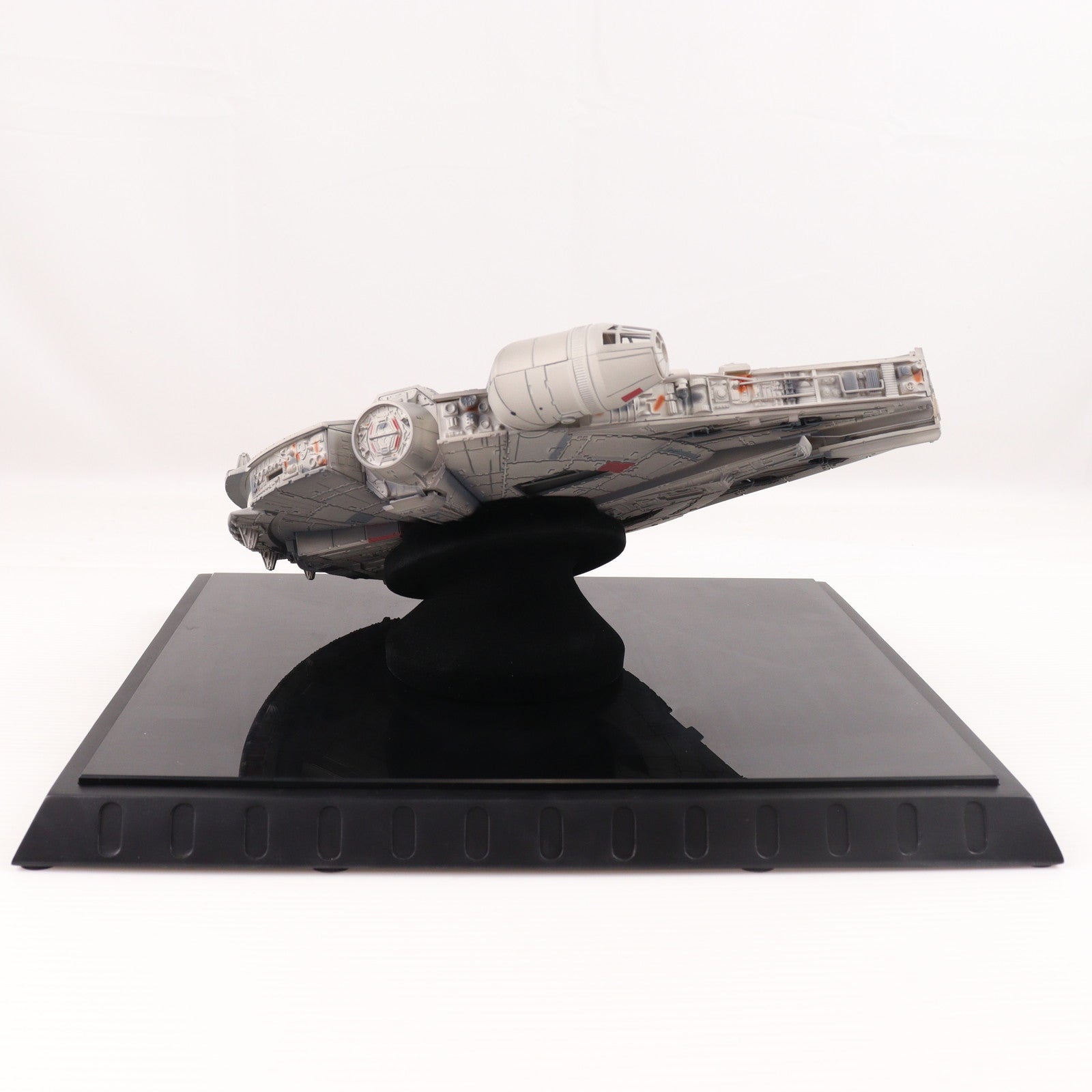 【中古即納】[FIG] Die Cast Replica ミレニアム・ファルコン STAR WARS(スター・ウォーズ) エピソード4/新たなる希望 1/80 完成品 フィギュア CODE3(19991231)
